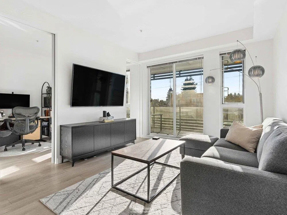 #306 – 6677 Cambie Street
