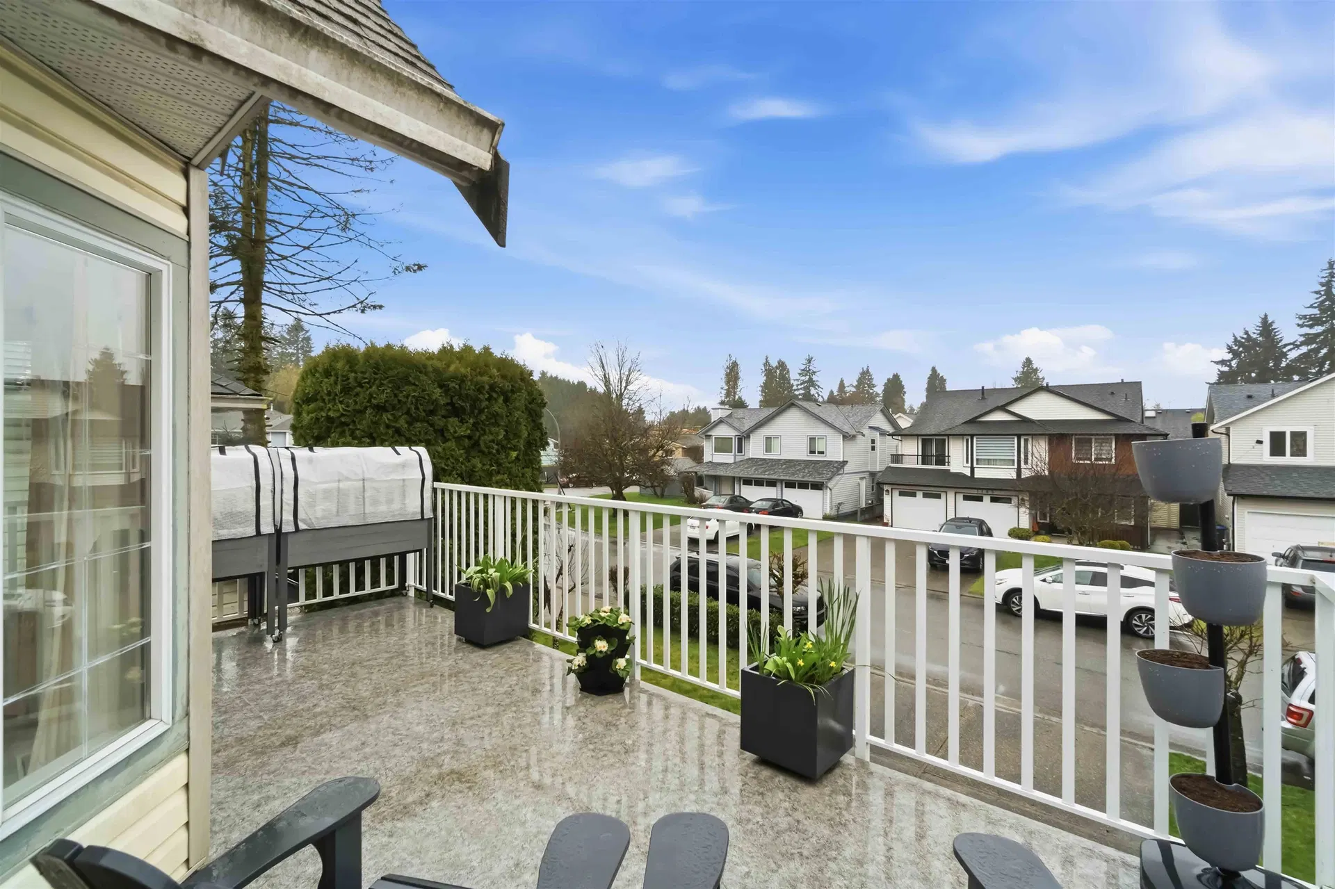 Photo 3 of 40 at 1760 Pekrul Place