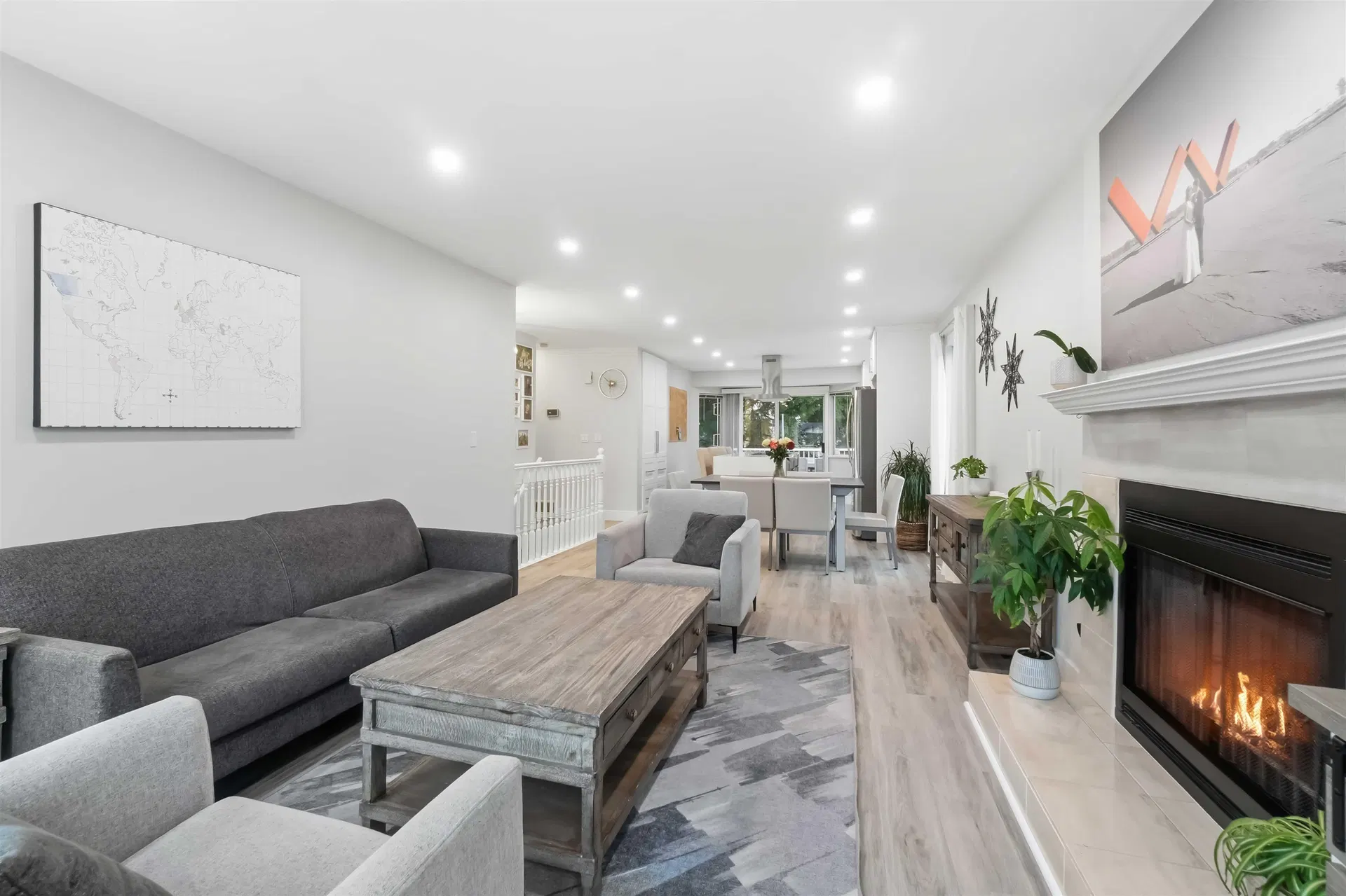 Photo 5 of 40 at 1760 Pekrul Place