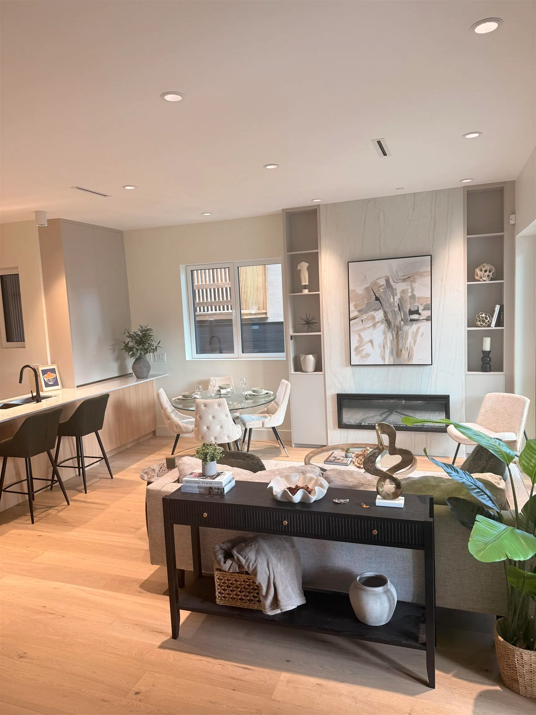 Photo 4 of 24 at #1 – 3315 W 10th Street