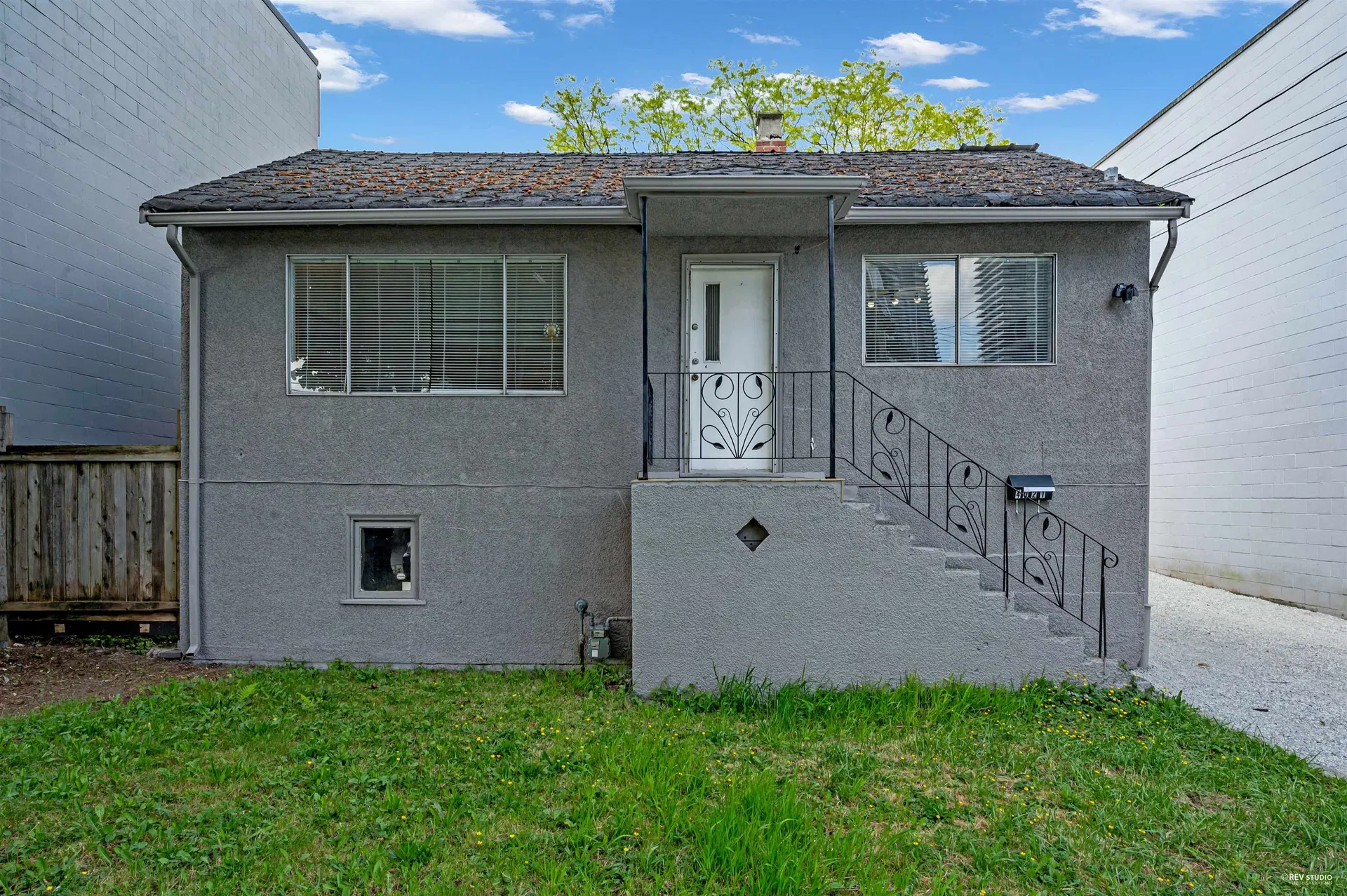 Photo 1 of 17 at 4021 Graveley Street