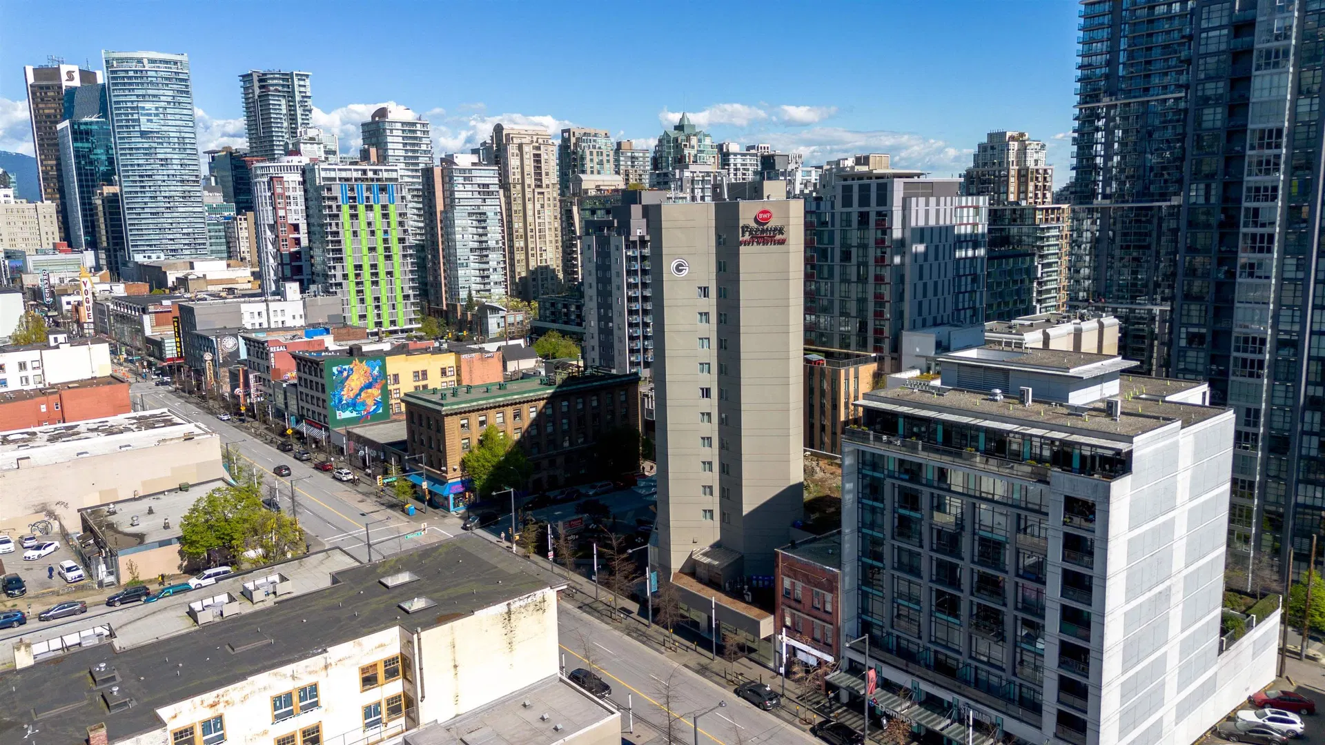 Photo 4 of 15 at 1130 Granville Street