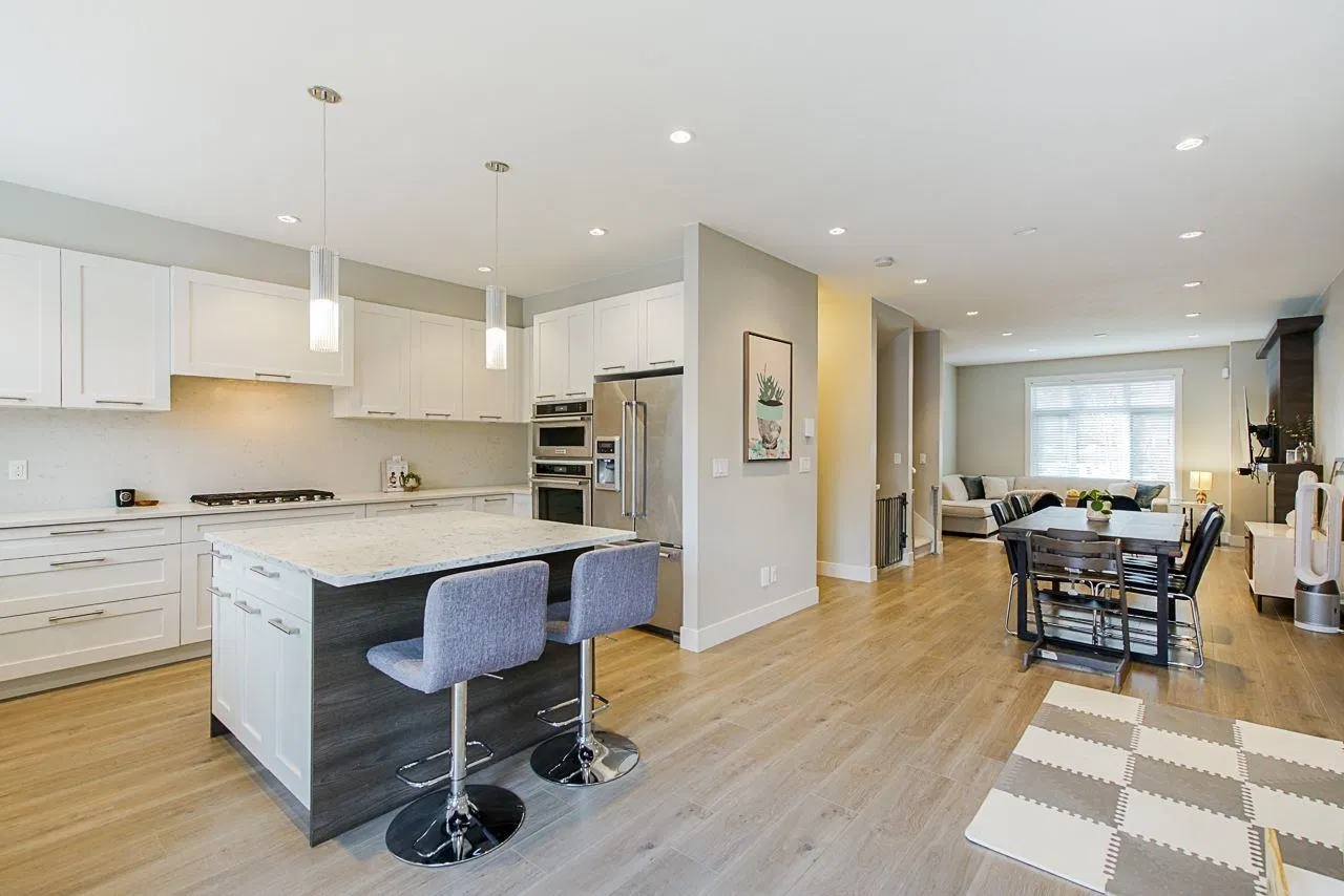 Photo 3 of 19 at #63 – 15677 28 Avenue