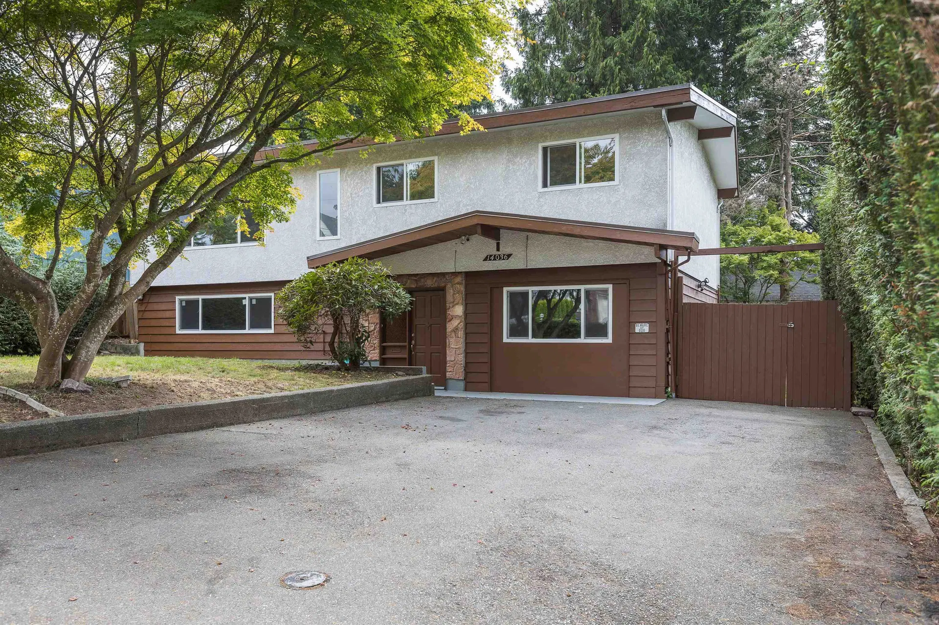 Photo 1 of 40 at 14036 102a Avenue