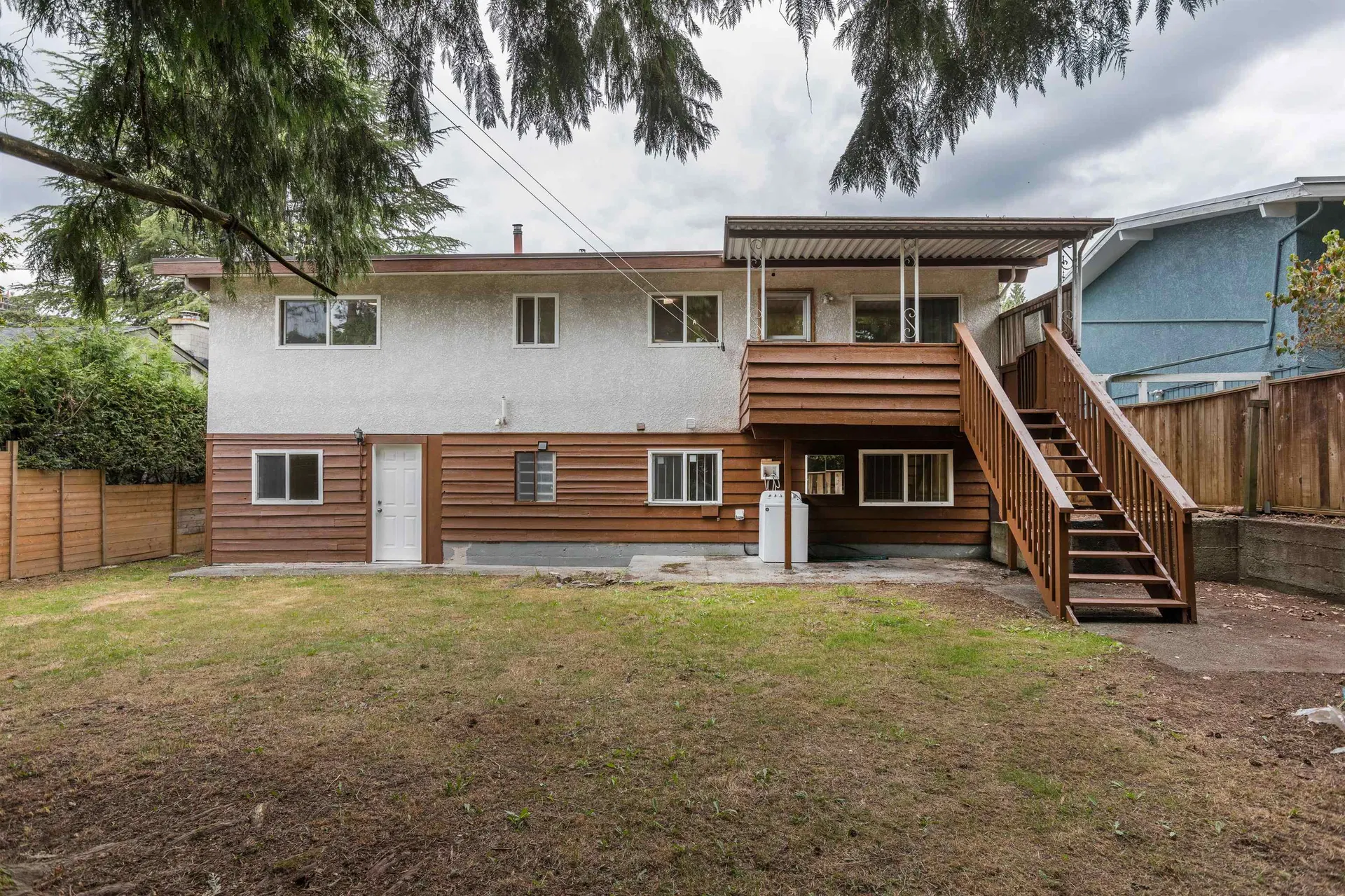 Photo 2 of 40 at 14036 102a Avenue