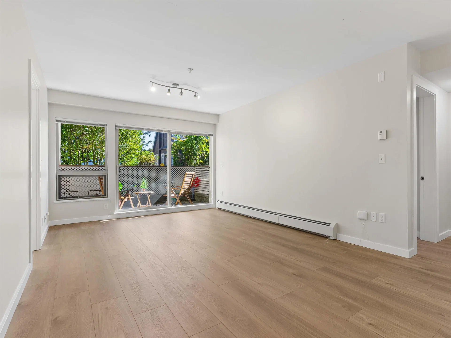 Photo 3 of 28 at #109 – 1033 St. Georges Avenue
