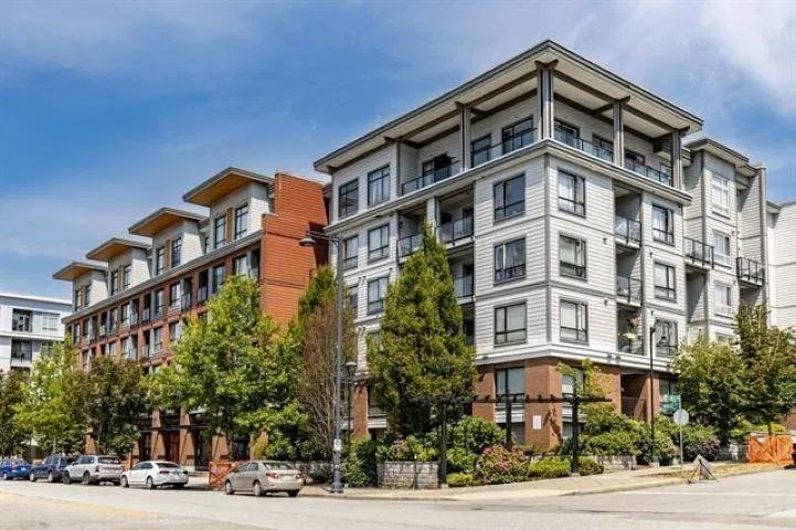 Photo 2 of 25 at #417 – 13733 107a Avenue