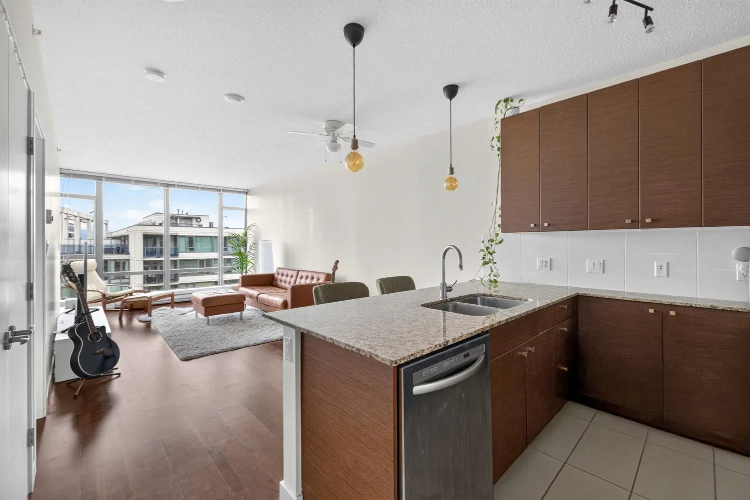 Photo 3 of 11 at #1507 – 7360 Elmbridge Way