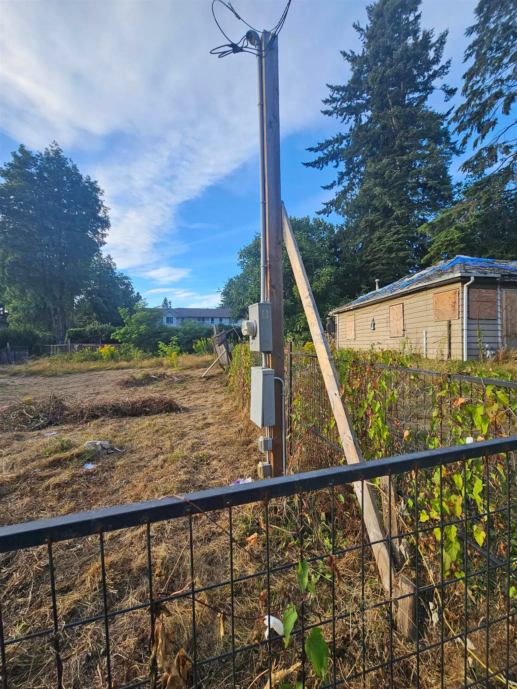 Photo 3 of 7 at 34033 Wavell Lane