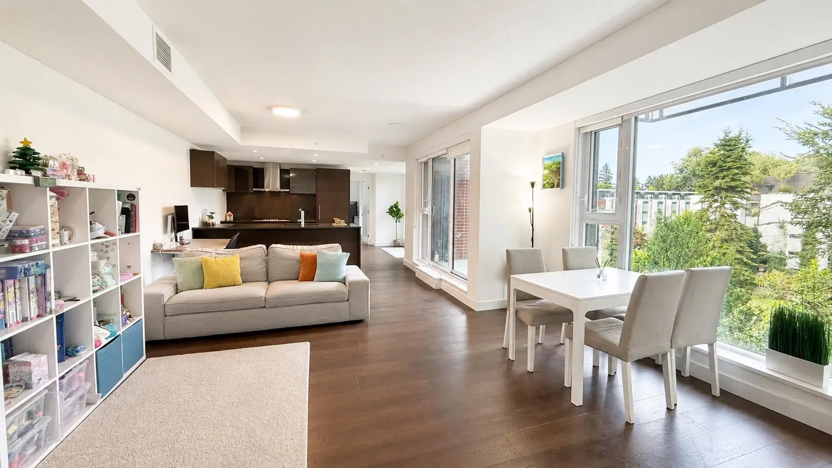 #808 – 1561 57th Avenue