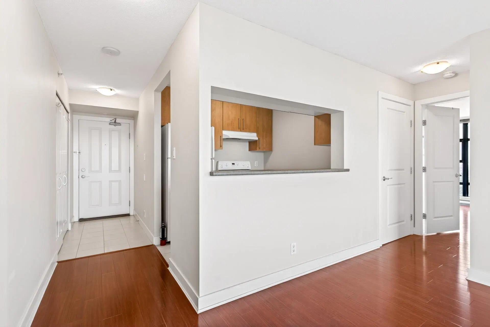 Photo 5 of 34 at #2502 – 5380 Oben Street