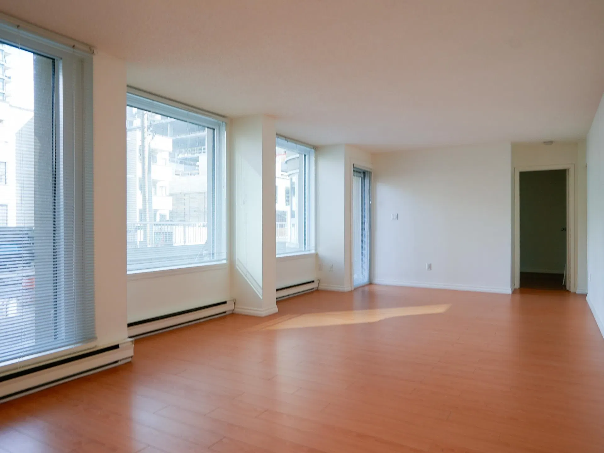 Photo 3 of 23 at #101 – 1845 Robson Street
