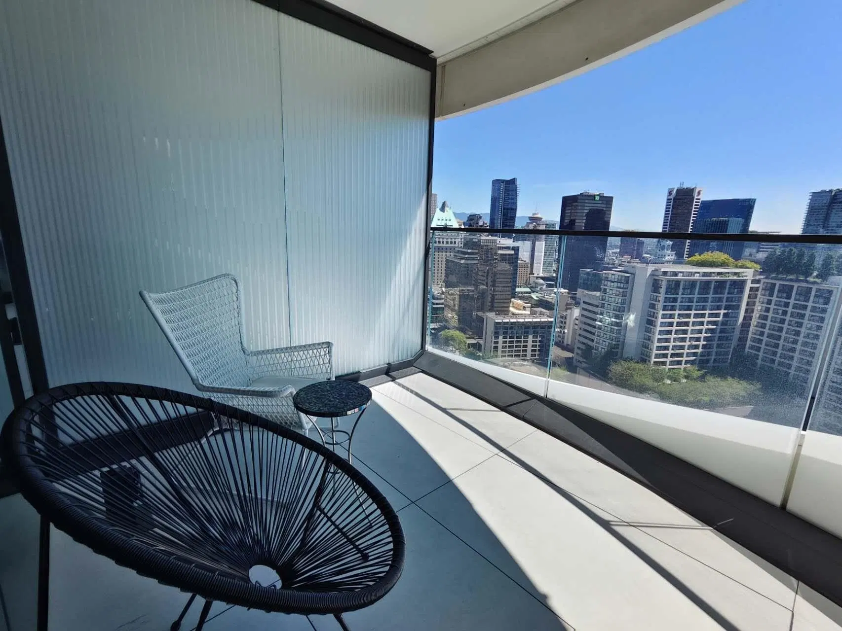 Photo 3 of 11 at #2301 – 1033 Nelson Street