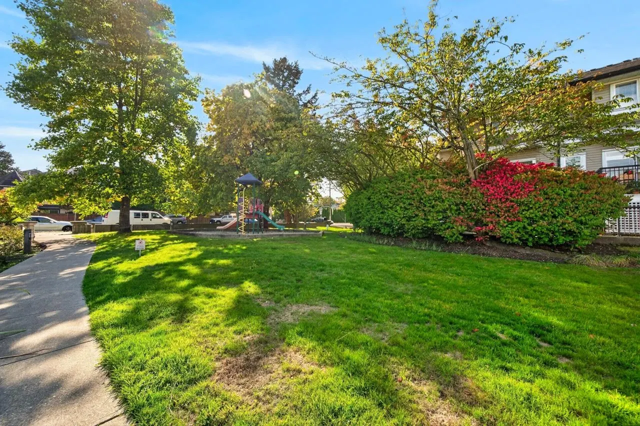 Photo 5 of 25 at #9 – 8433 Bennett Road