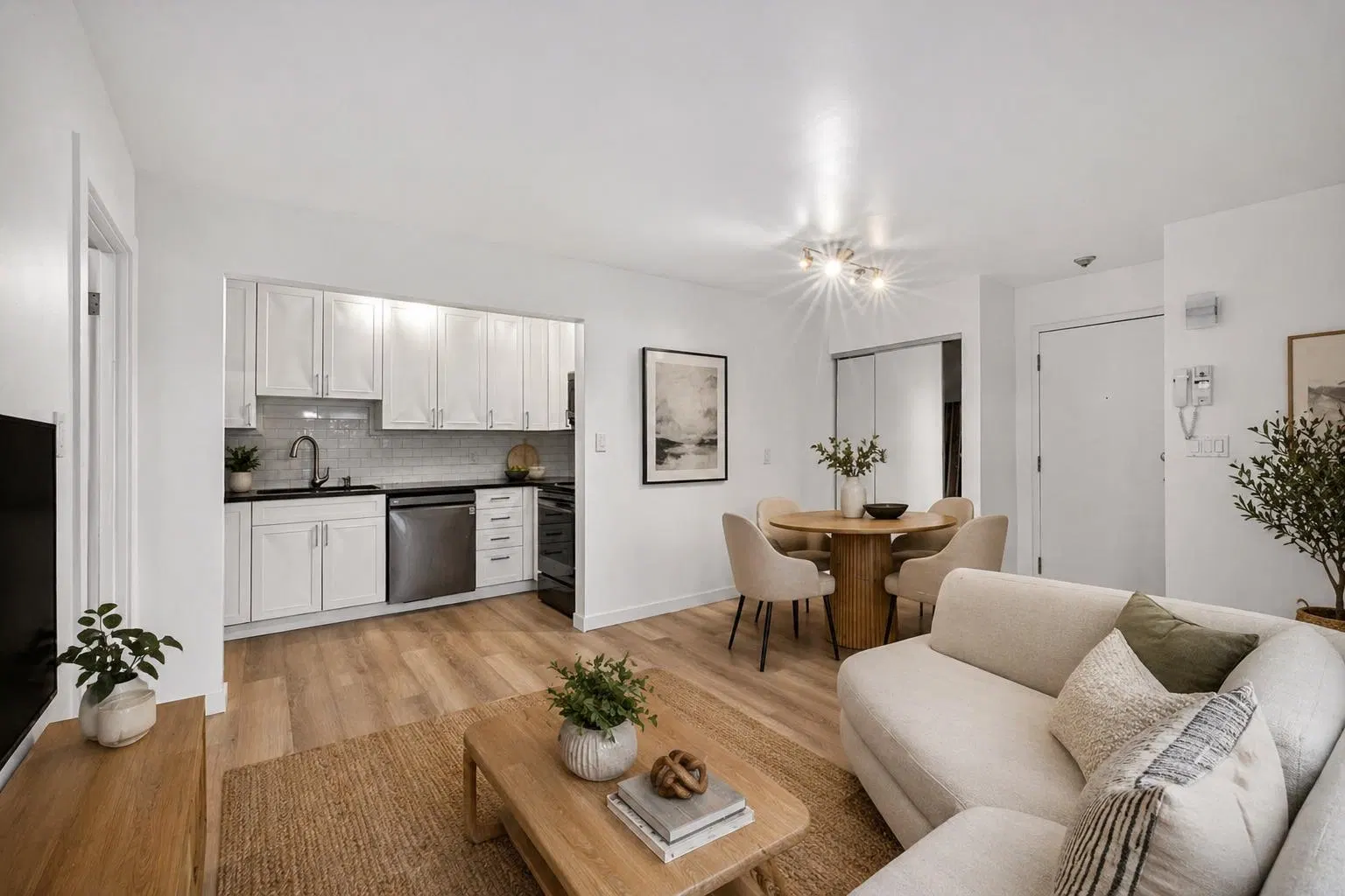Photo 3 of 26 at #101 – 8645 Osler Street
