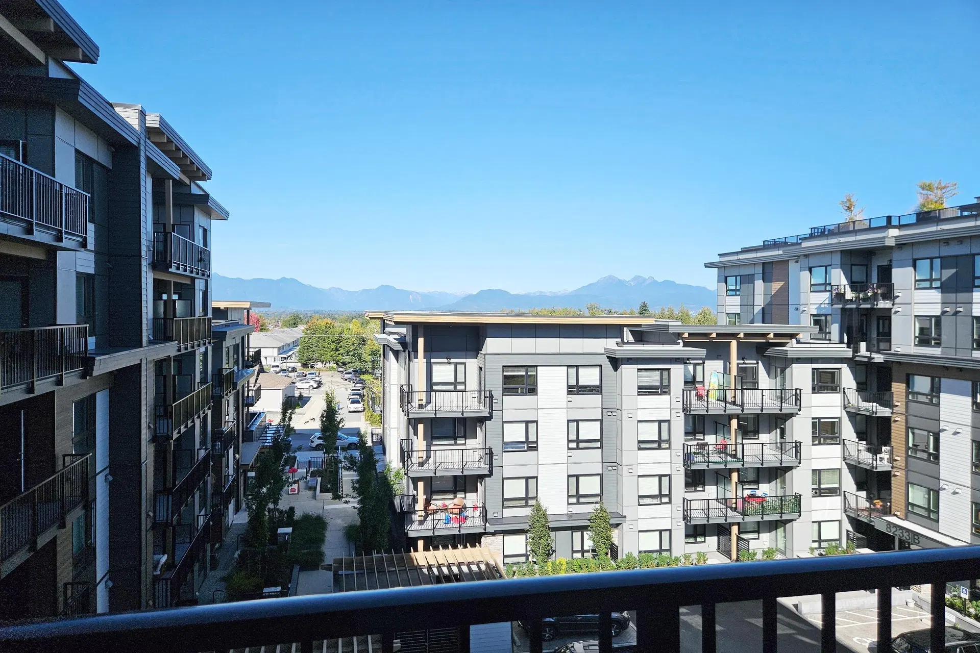 Photo 2 of 11 at A513 – 8233 208b Street
