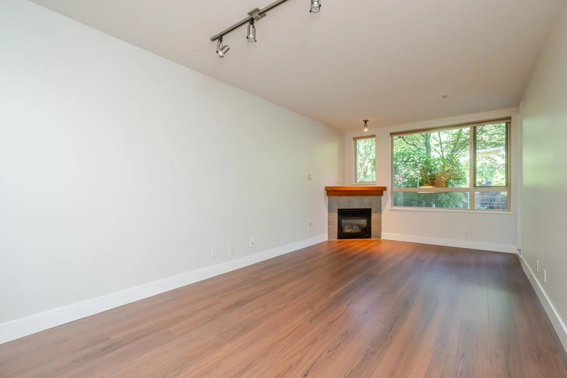 Photo 4 of 39 at #204 – 580 Raven Woods Drive