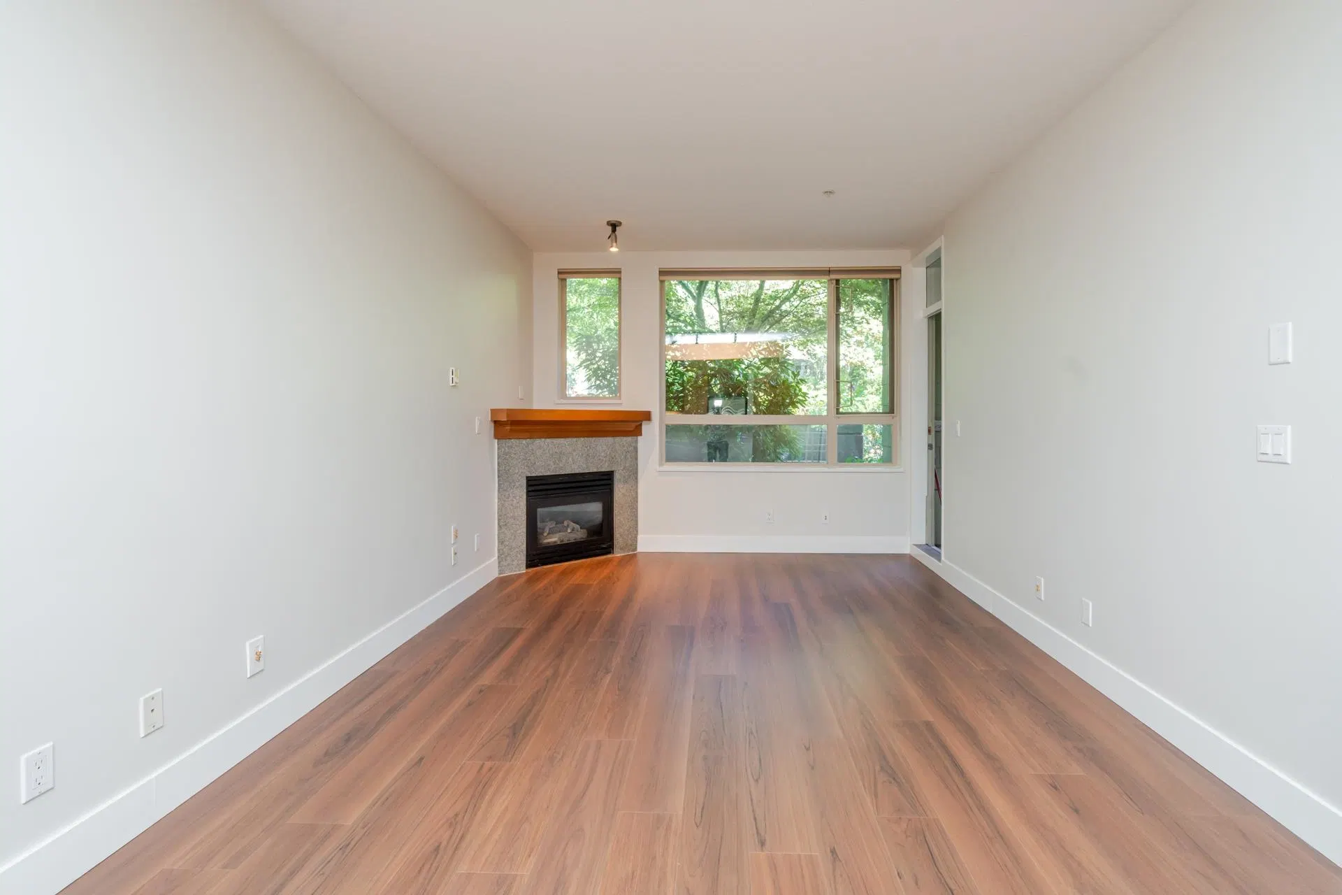 Photo 5 of 39 at #204 – 580 Raven Woods Drive