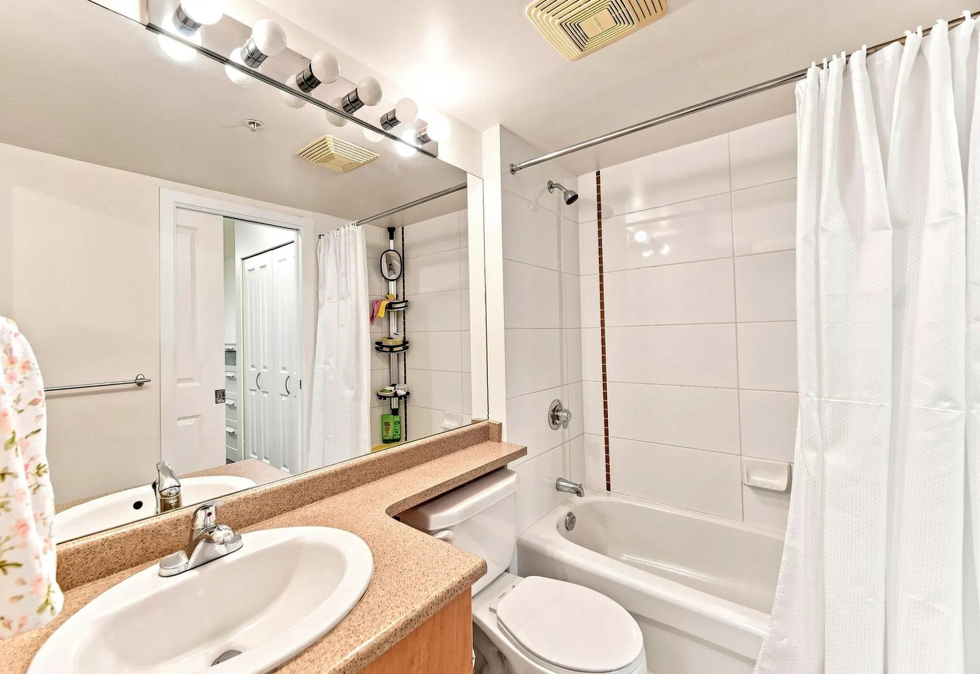 Photo 4 of 20 at #506 – 5380 Oben Street