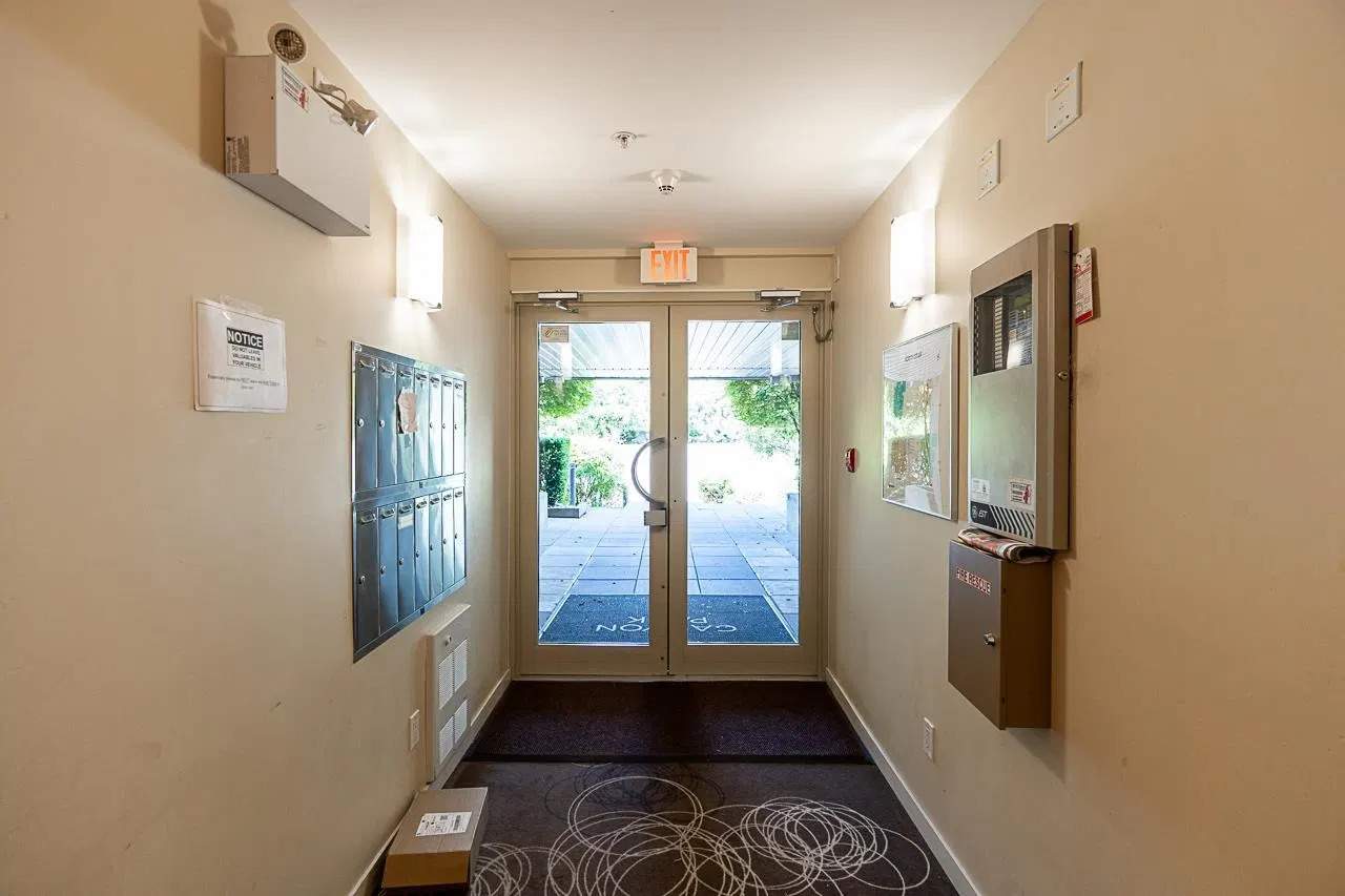 Photo 4 of 38 at #206 – 2832 Capilano Road