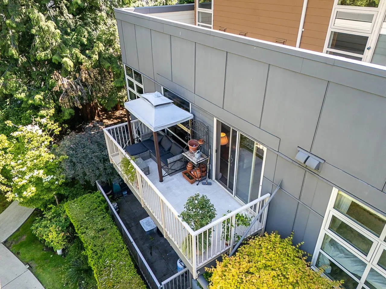 Photo 5 of 38 at #206 – 2832 Capilano Road