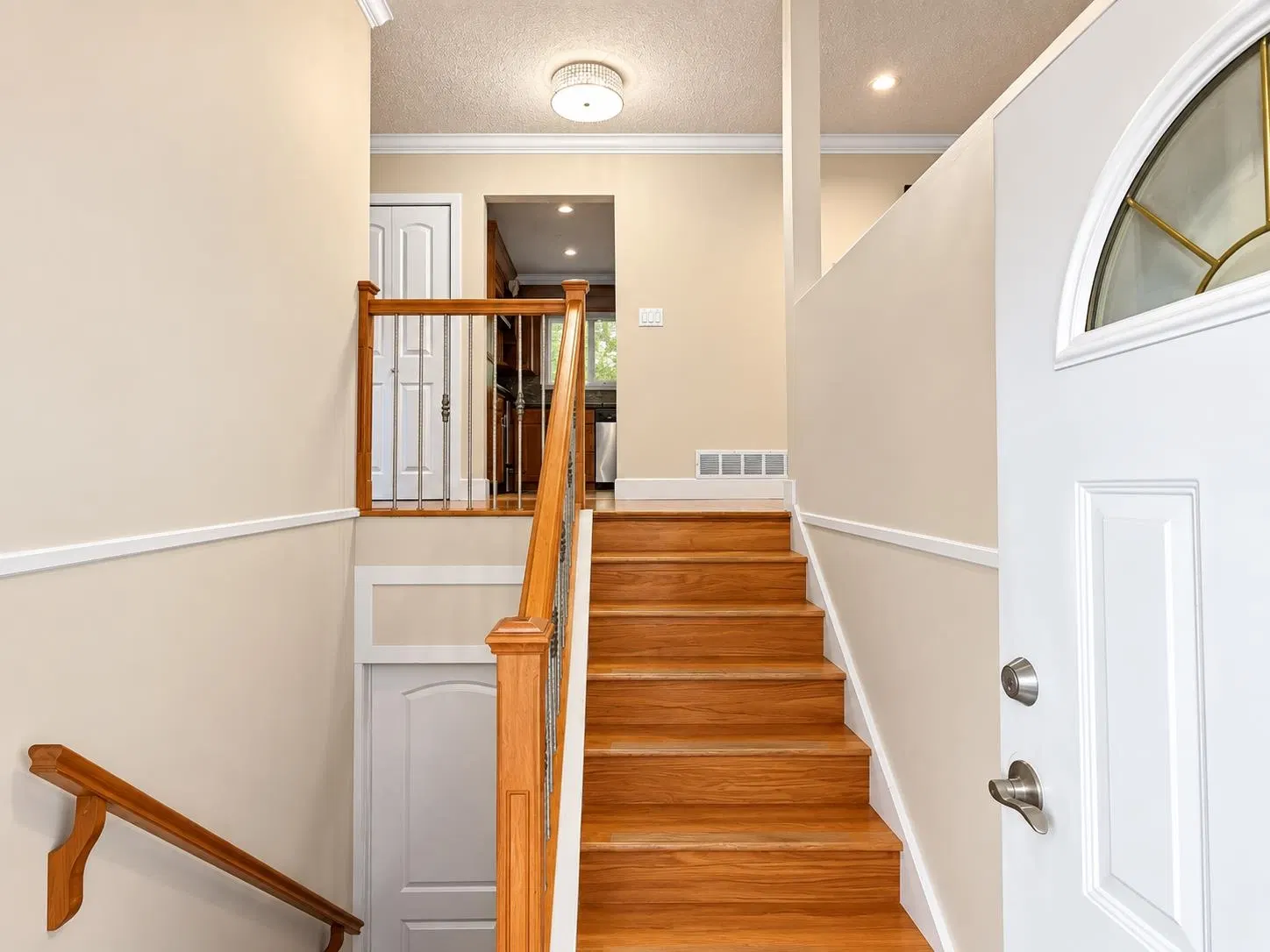 Photo 3 of 29 at 11443 75 Avenue