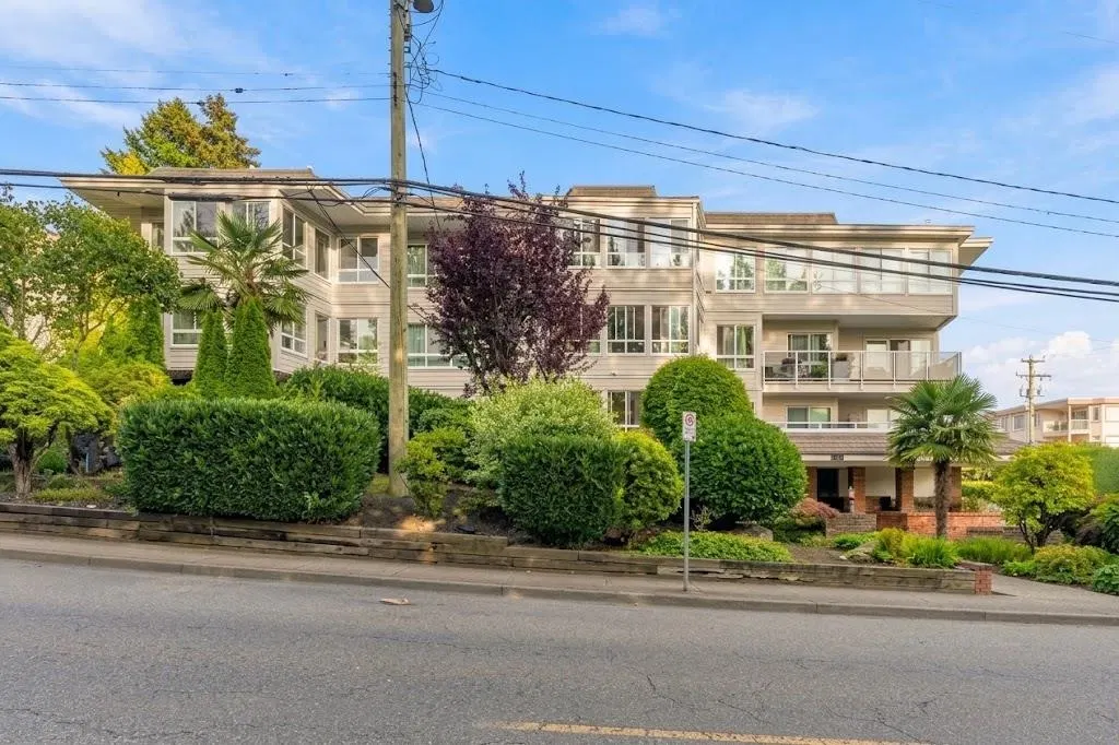 Photo 1 of 40 at #102 – 1322 Martin Street