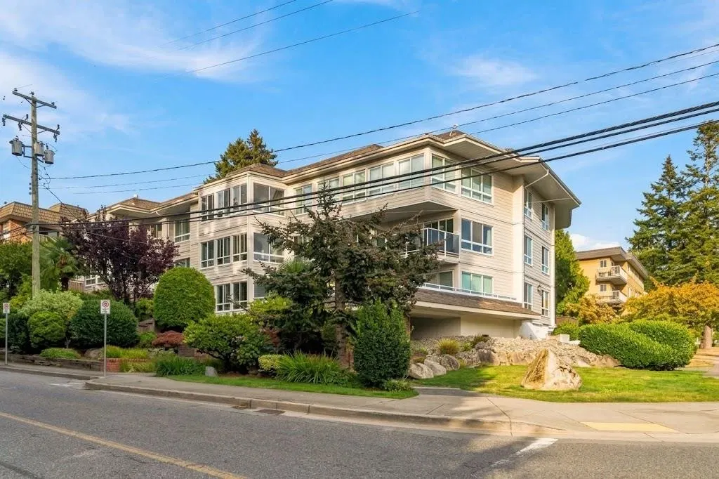 Photo 2 of 40 at #102 – 1322 Martin Street