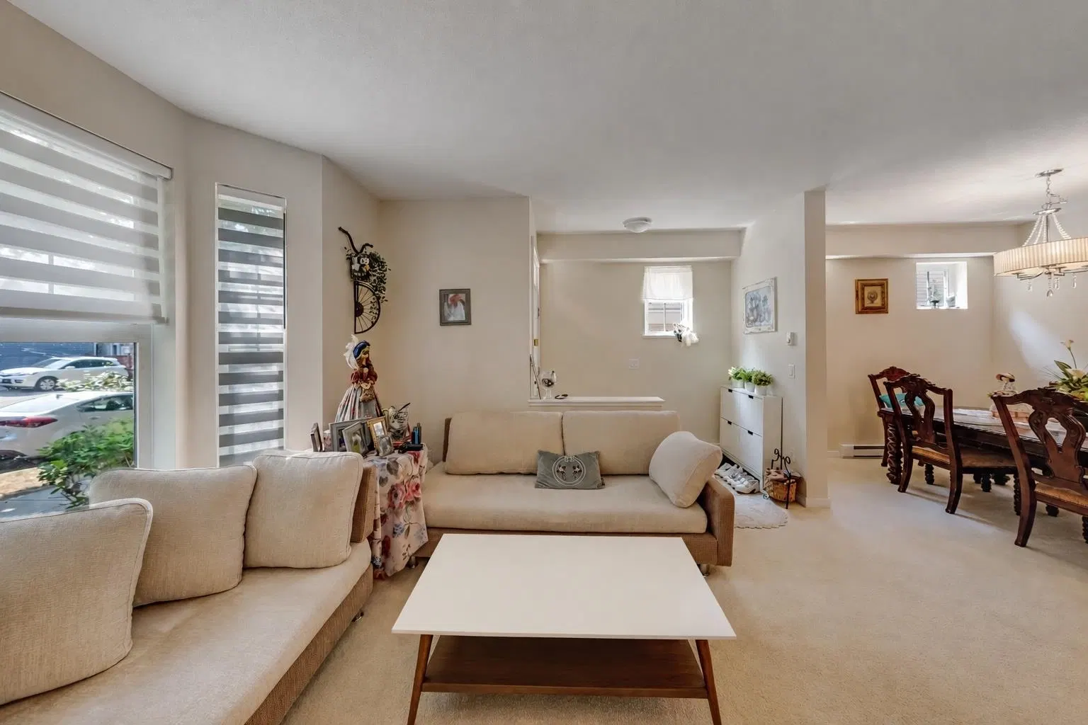 Photo 4 of 35 at 1412 Marguerite Street