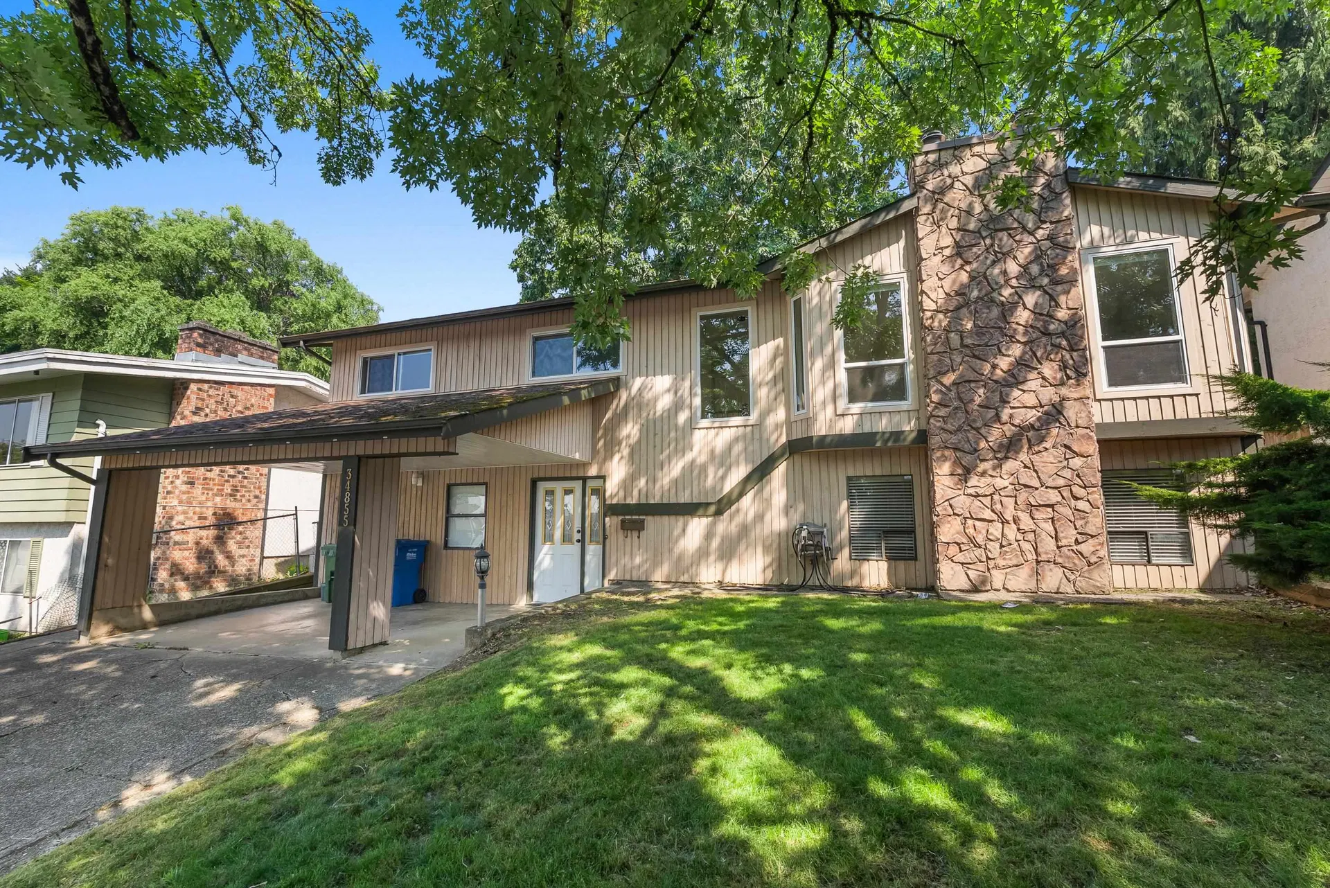 Photo 1 of 40 at 34855 Mcleod Avenue