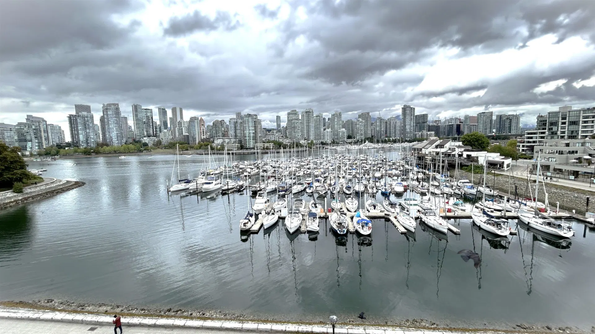 Photo 3 of 39 at #315 – 674 Leg In Boot Square