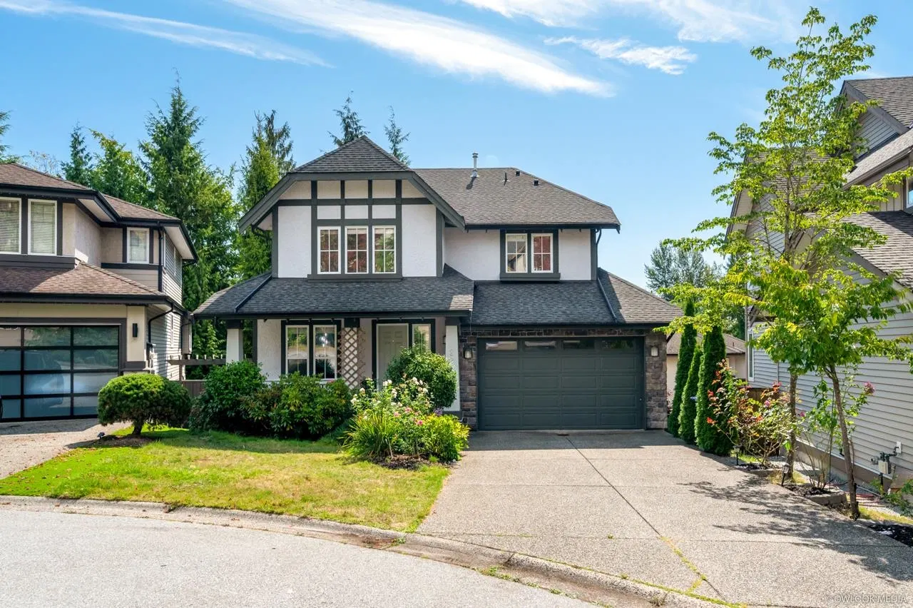 22 Maple Court
