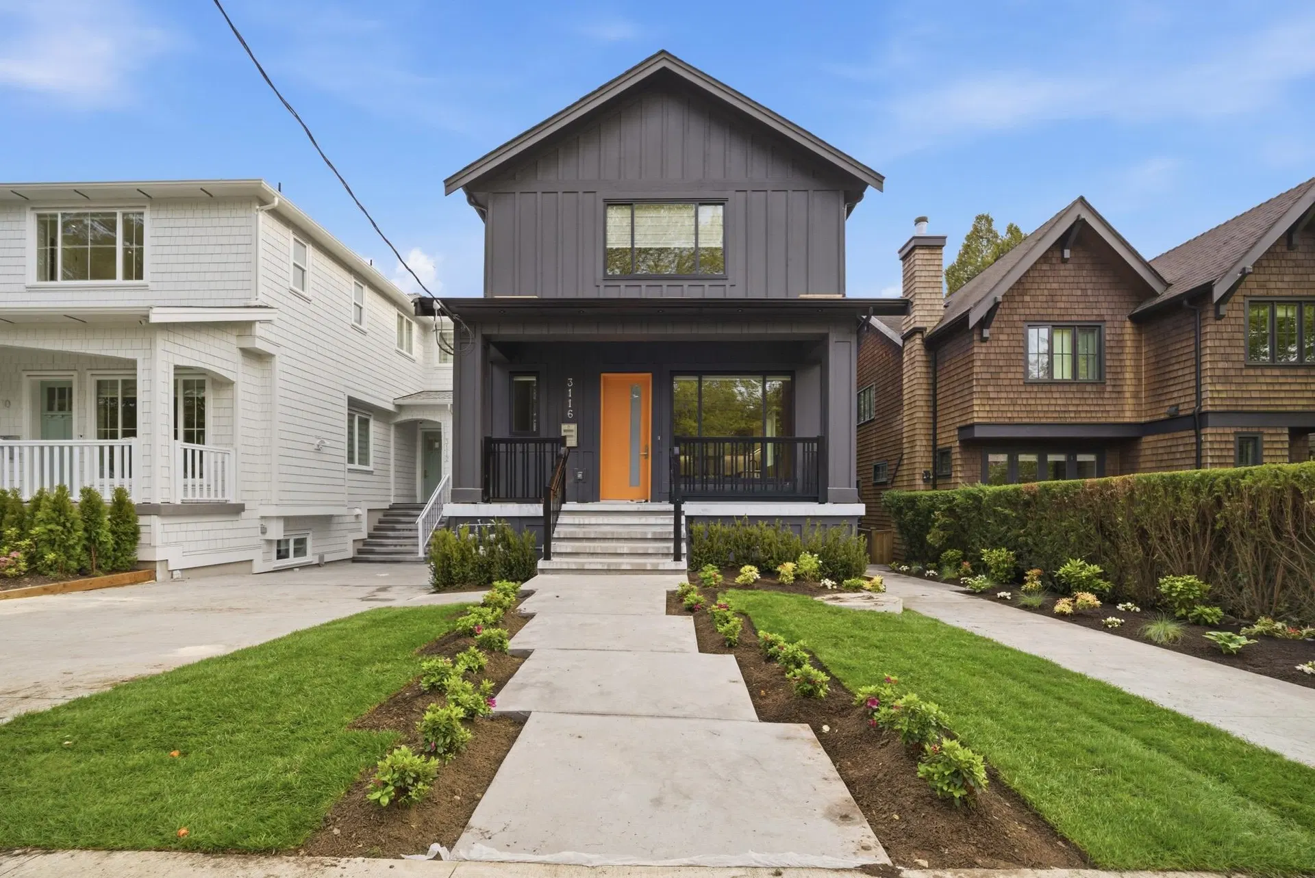 Photo 2 of 40 at 3116 W 42nd Avenue
