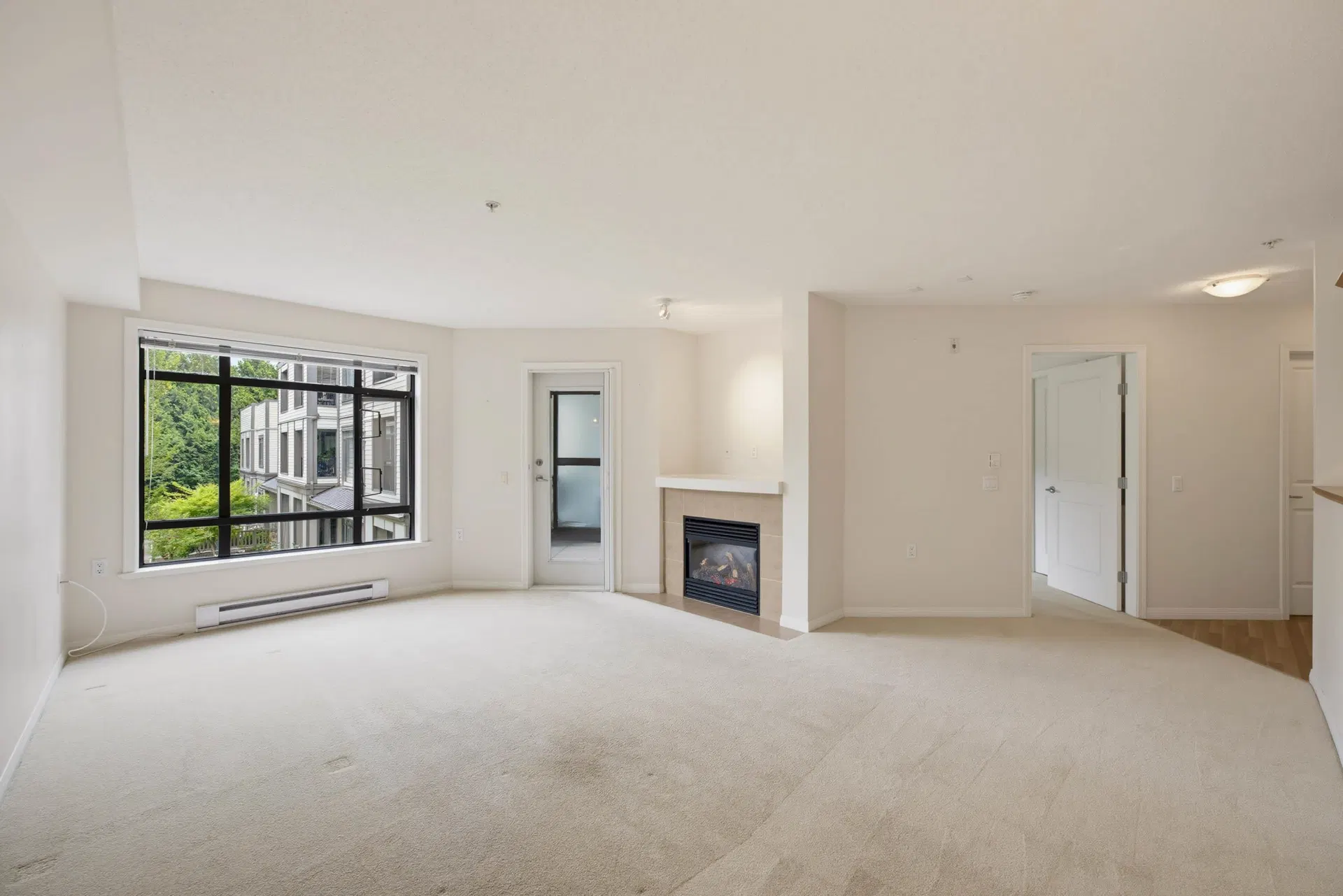 Photo 3 of 40 at #214 – 8880 202 Street