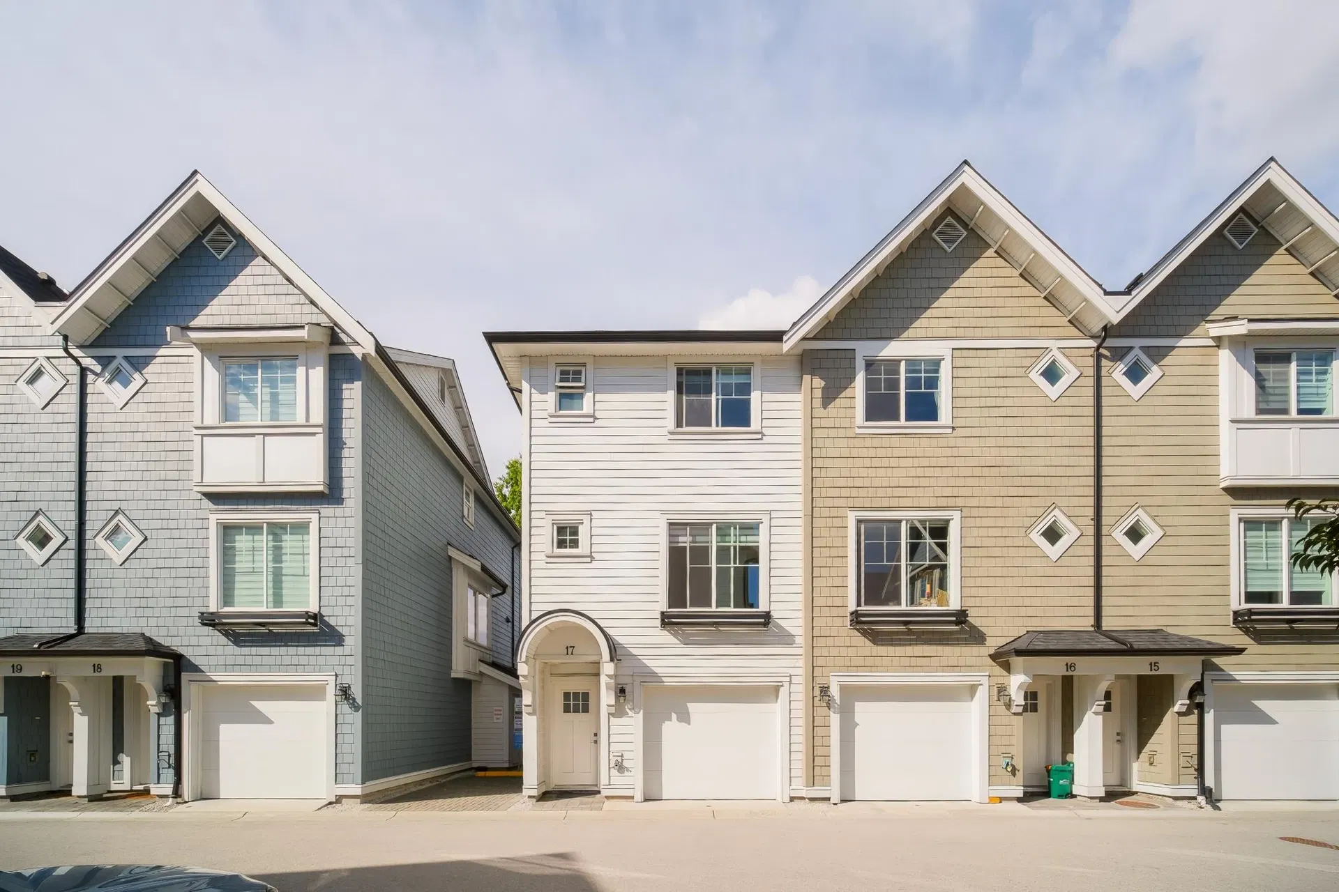 Photo 3 of 40 at #17 – 9211 Mckim Way