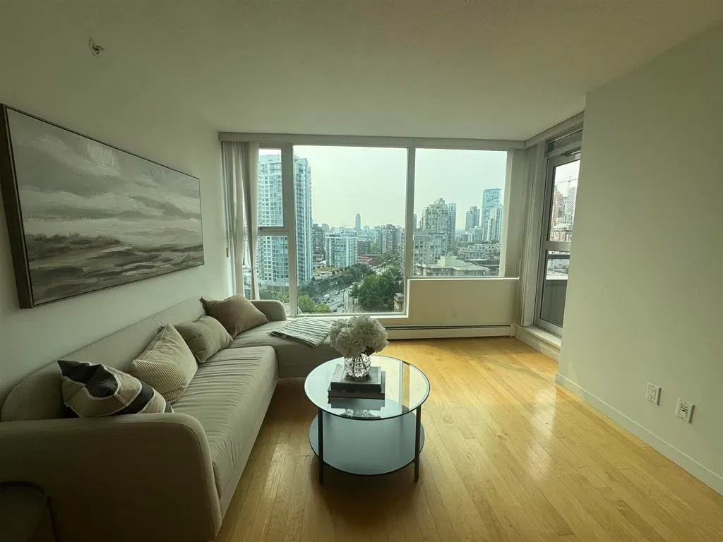 Photo 3 of 14 at #190X – 1008 Cambie Street