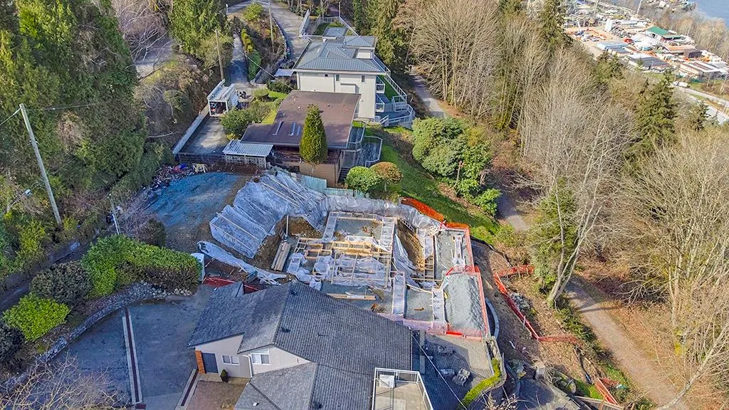 Photo 5 of 21 at 5645 Highfield Drive