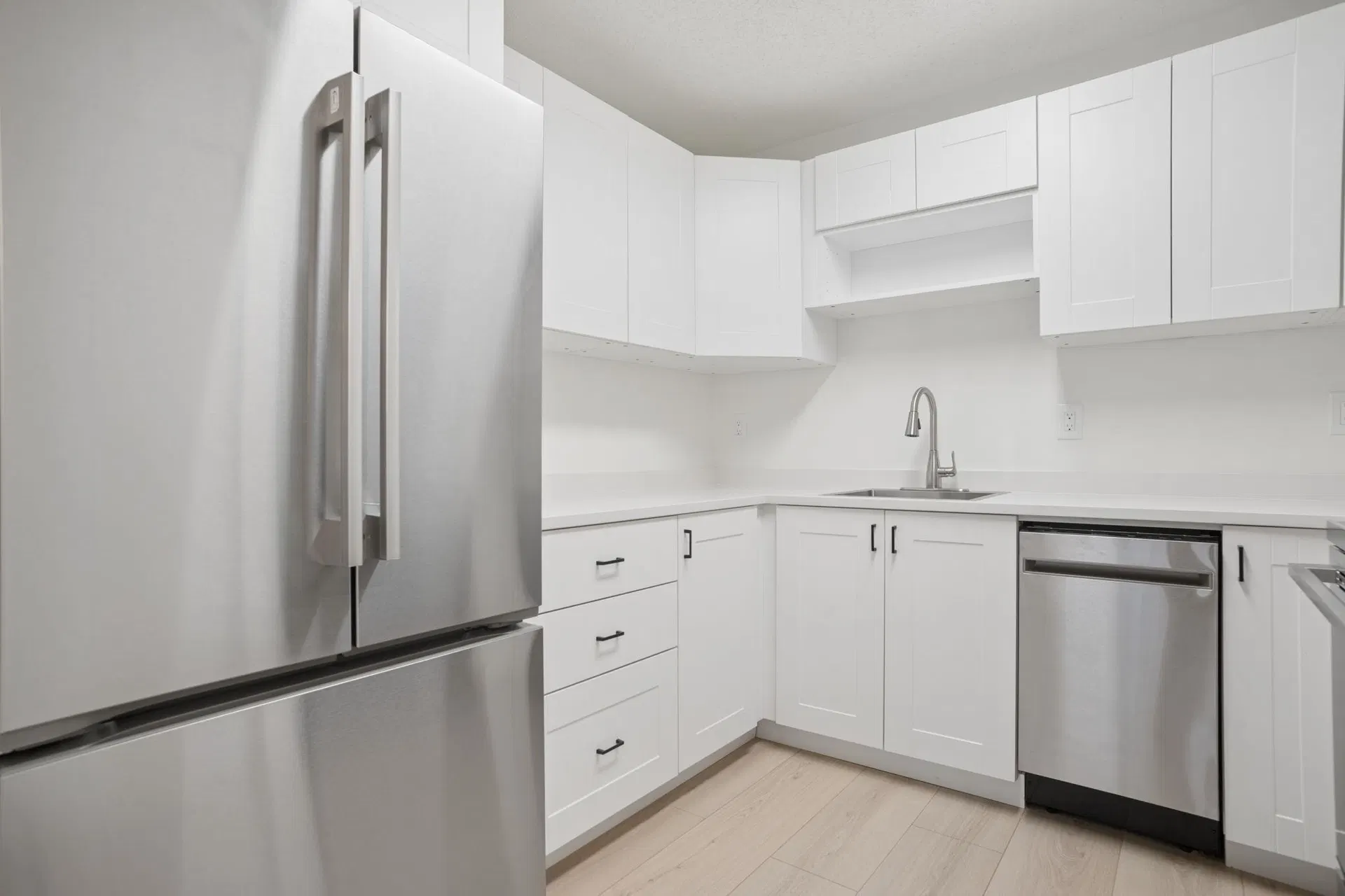 Photo 5 of 32 at #3 – 3250 W 4th Avenue