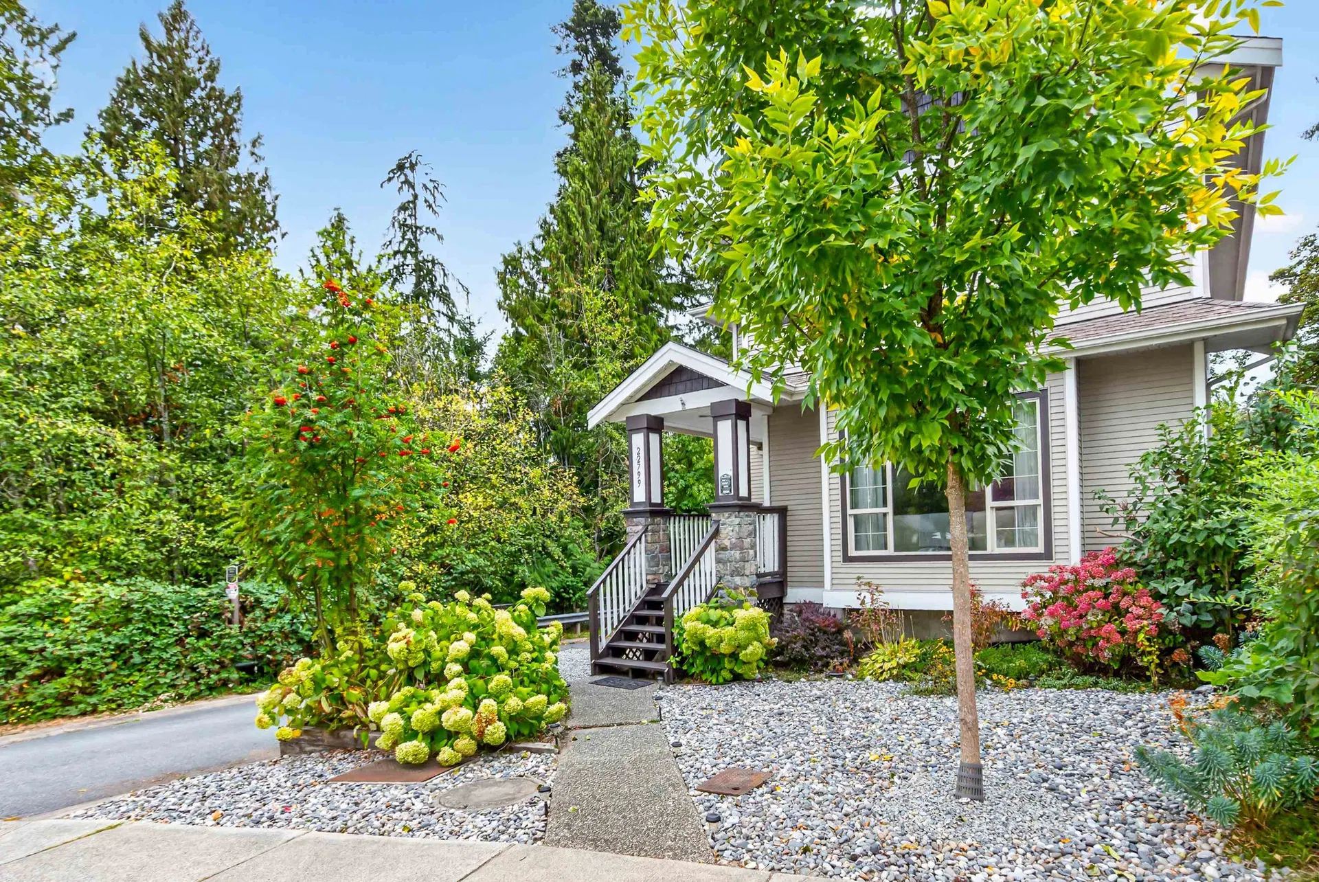 Photo 3 of 40 at 22799 116 Avenue