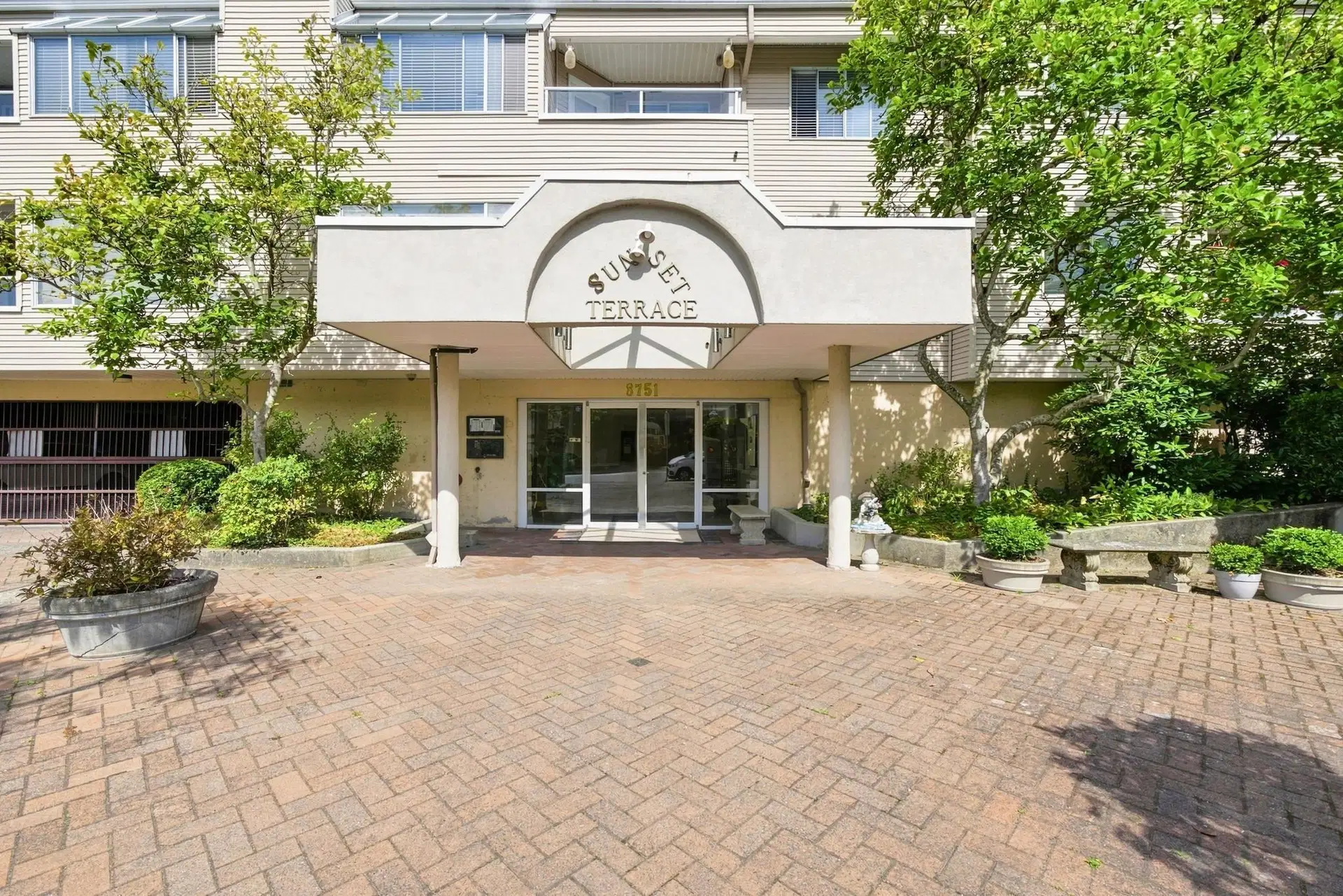 #305 – 8751 General Currie Road