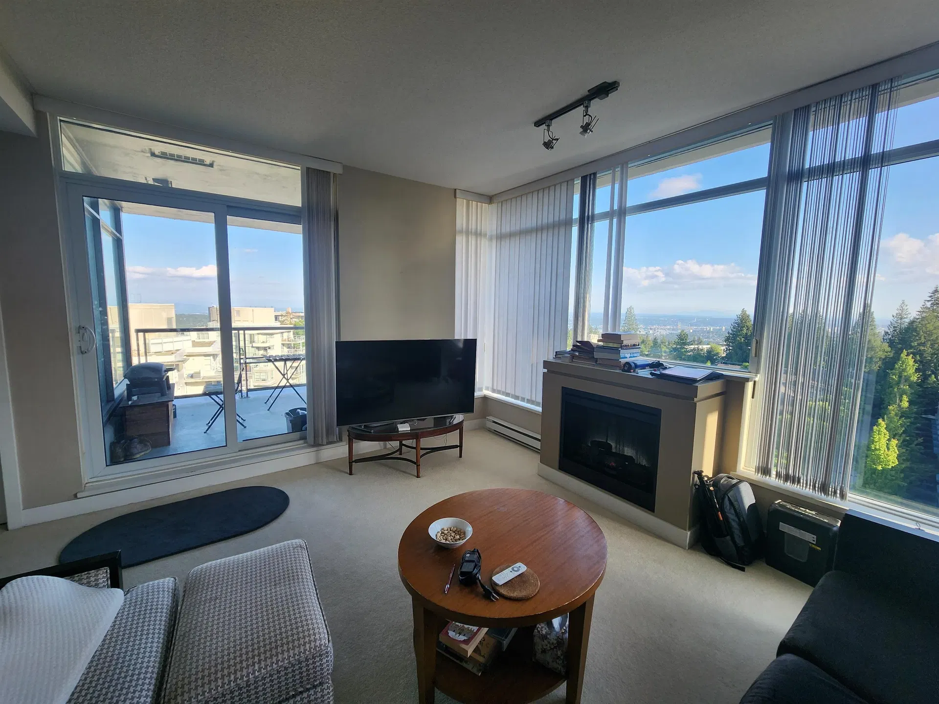 Photo 2 of 22 at #1106 – 9222 University Crescent