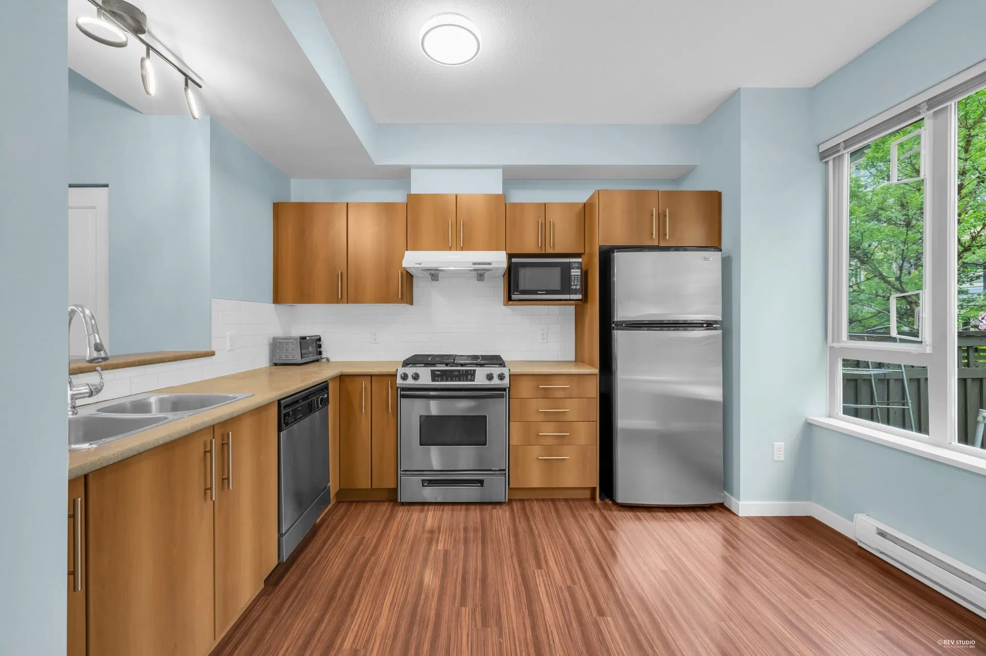 Photo 5 of 22 at #51 – 9229 University Crescent