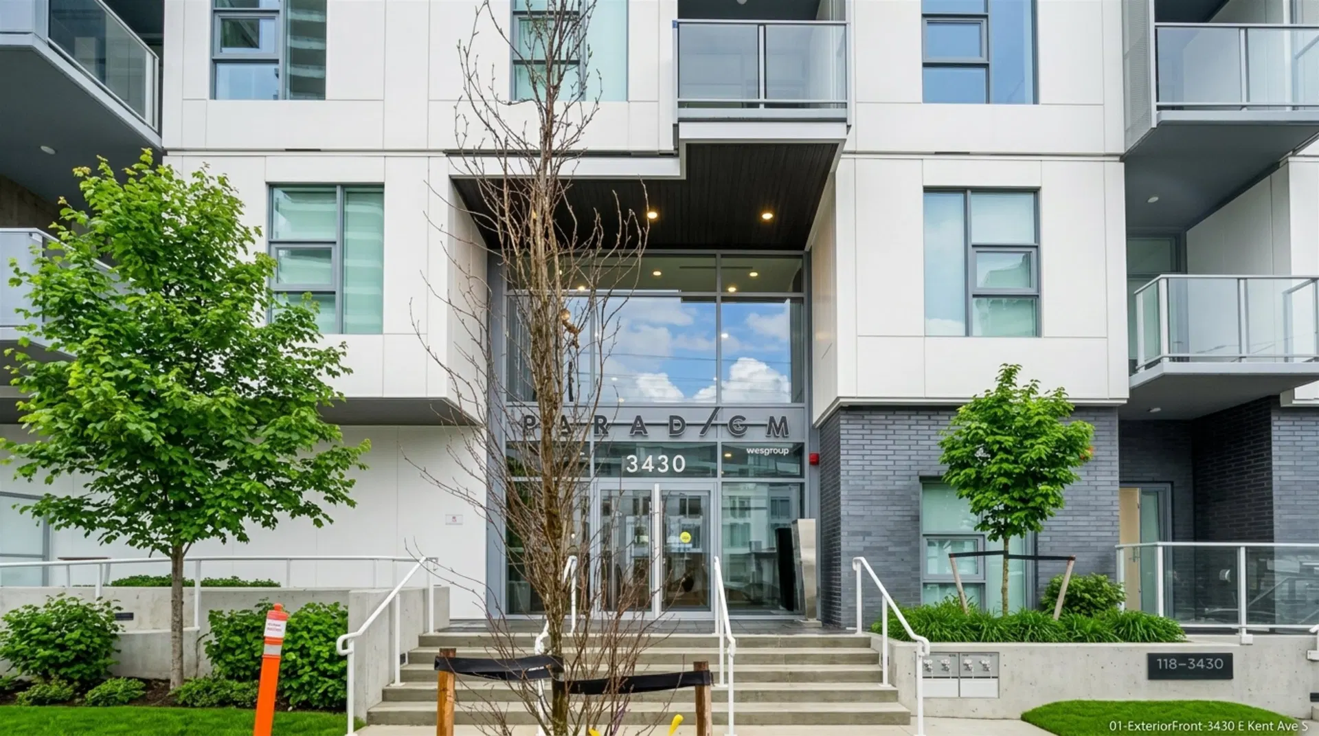 Photo 3 of 40 at #1406 – 3430 E Kent Avenue South