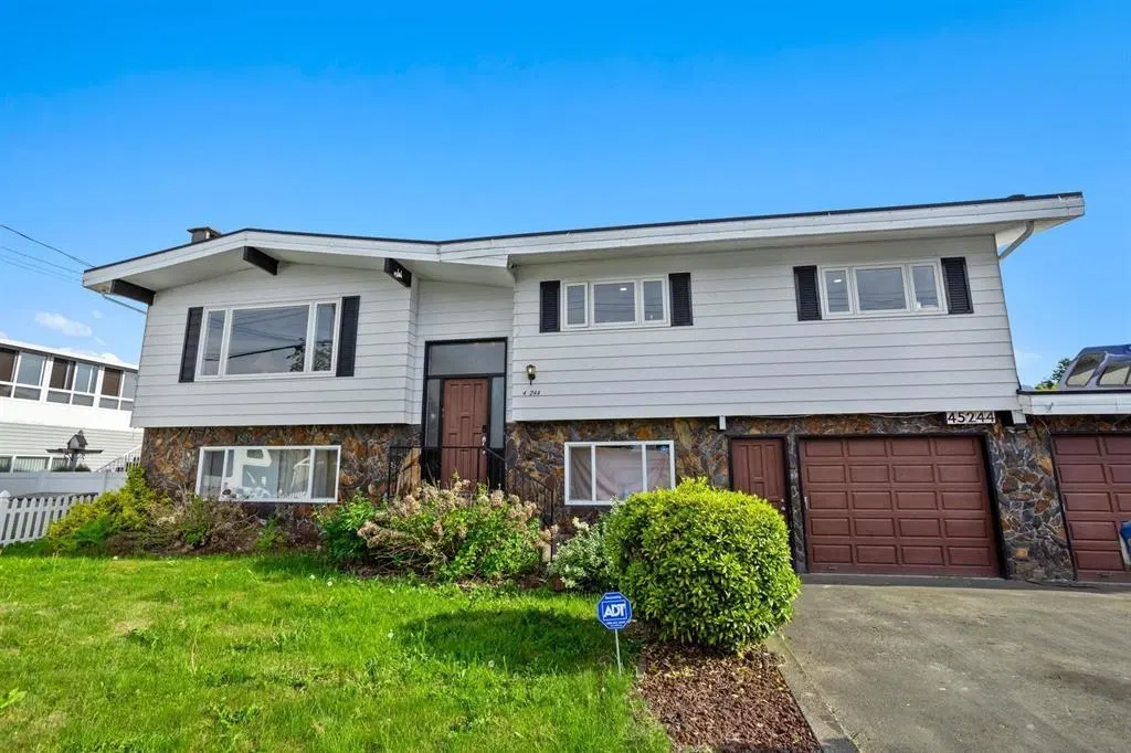 Photo 1 of 1 at 45244 Stevenson Road