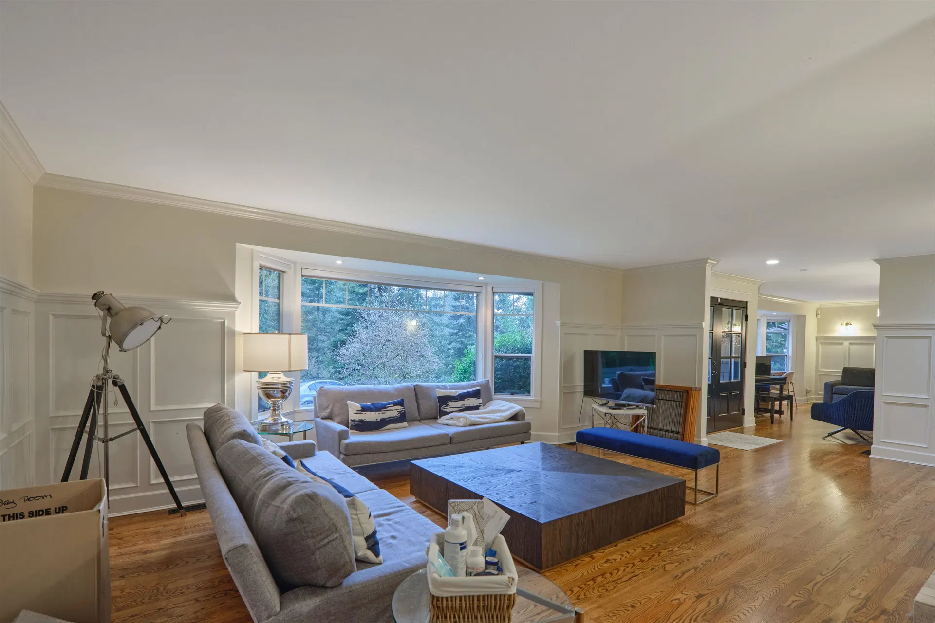 Photo 4 of 27 at 3292 136 Street