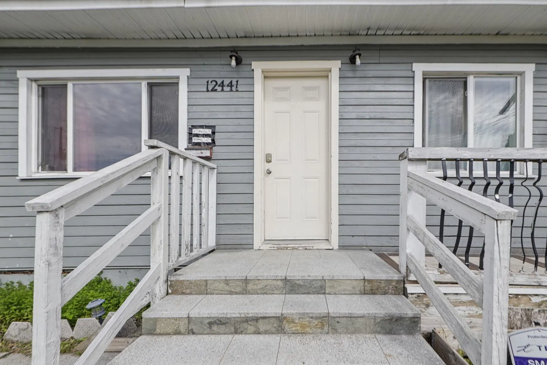 Photo 5 of 21 at 12441 113 Avenue