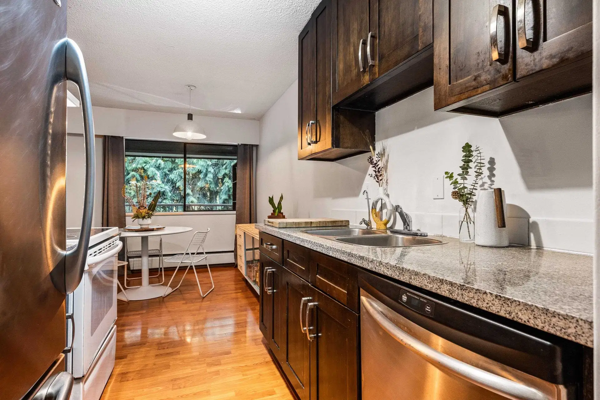 #402 – 5340 Hastings Street