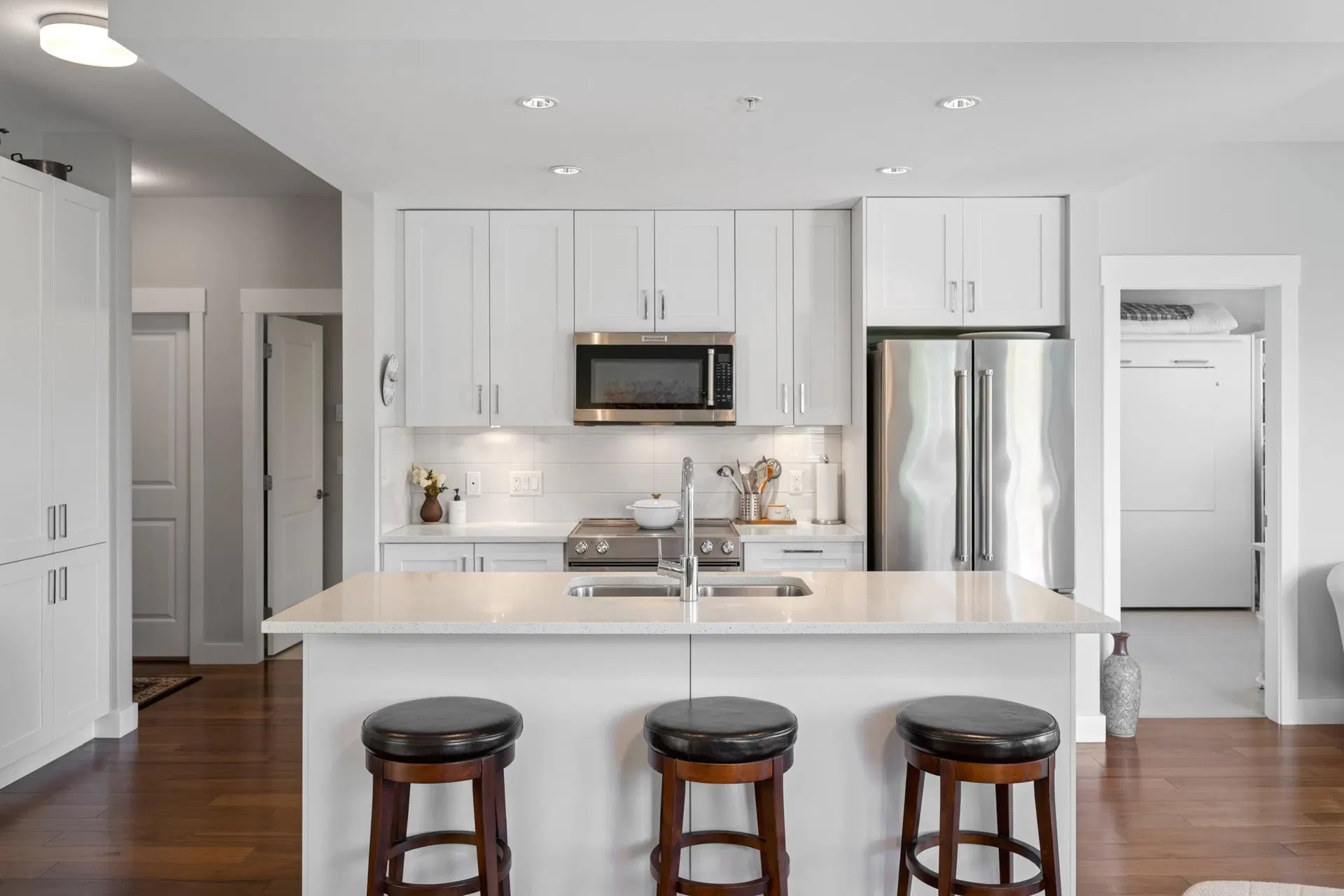 #312 – 1166 54a Street