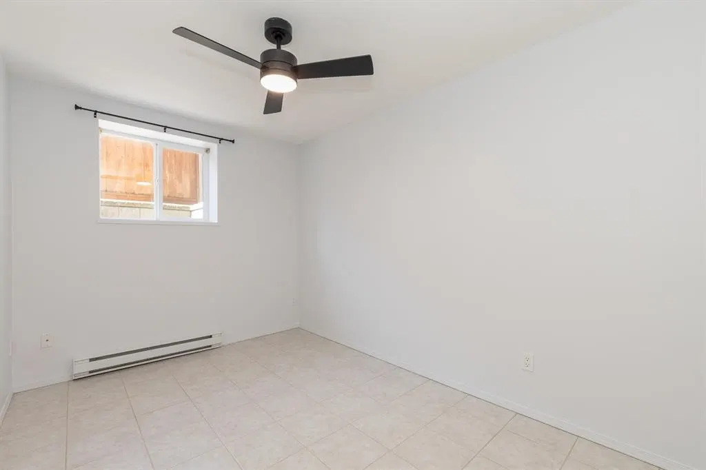 Photo 2 of 17 at Lower – 1378 Kenney Street