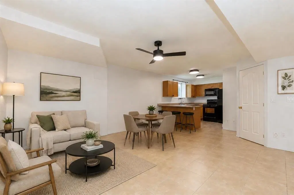 Photo 3 of 17 at Lower – 1378 Kenney Street